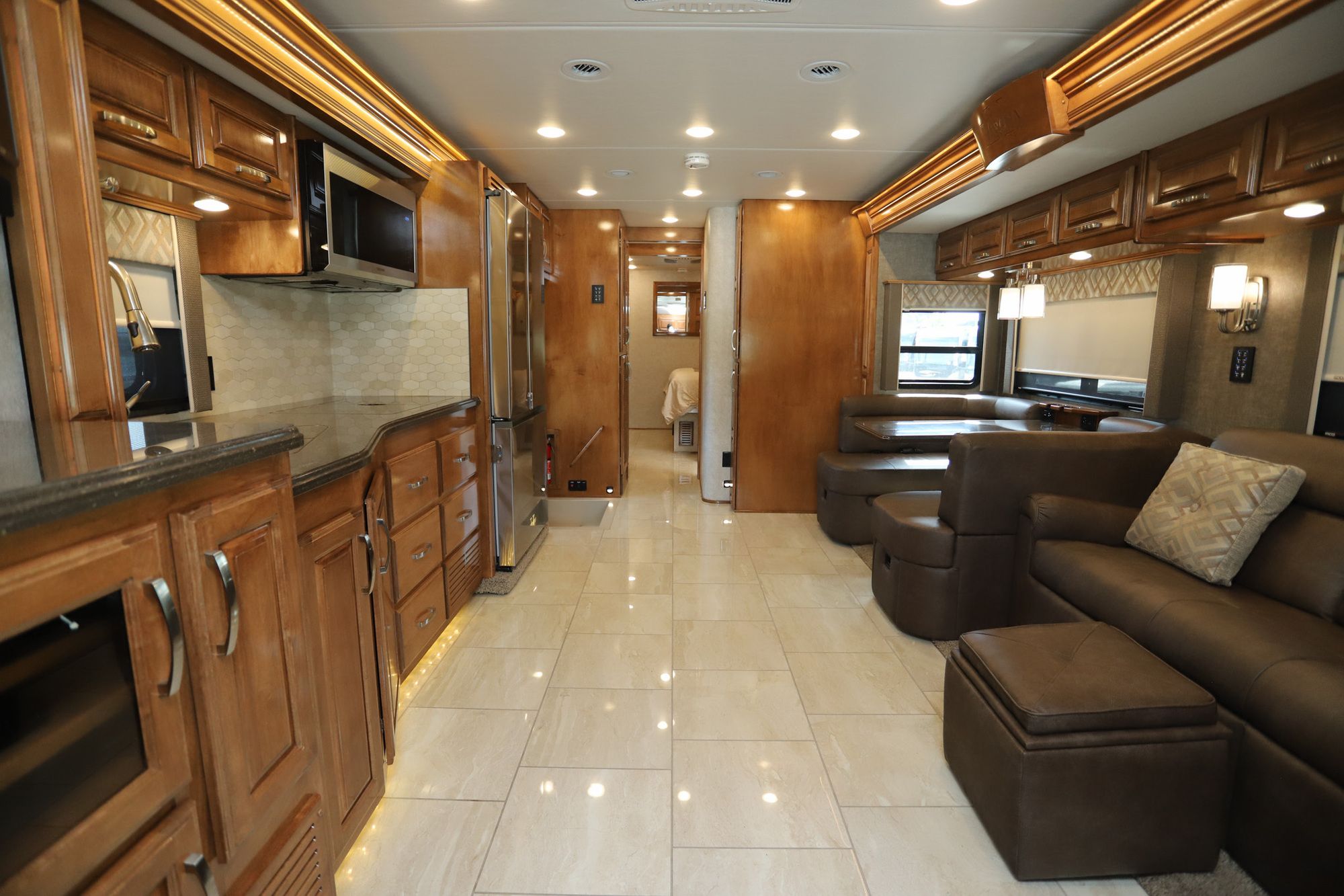 Used 2022 Renegade Rv Verona Le 38LDG Super C  For Sale