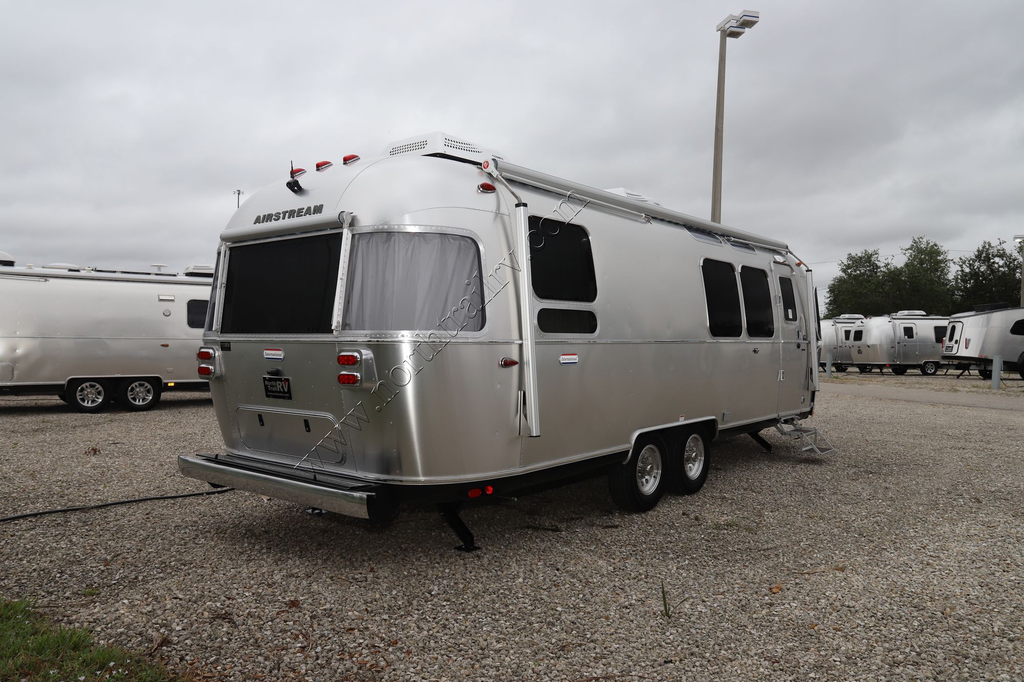 New 2023 Airstream International 28RB Travel Trailer  For Sale