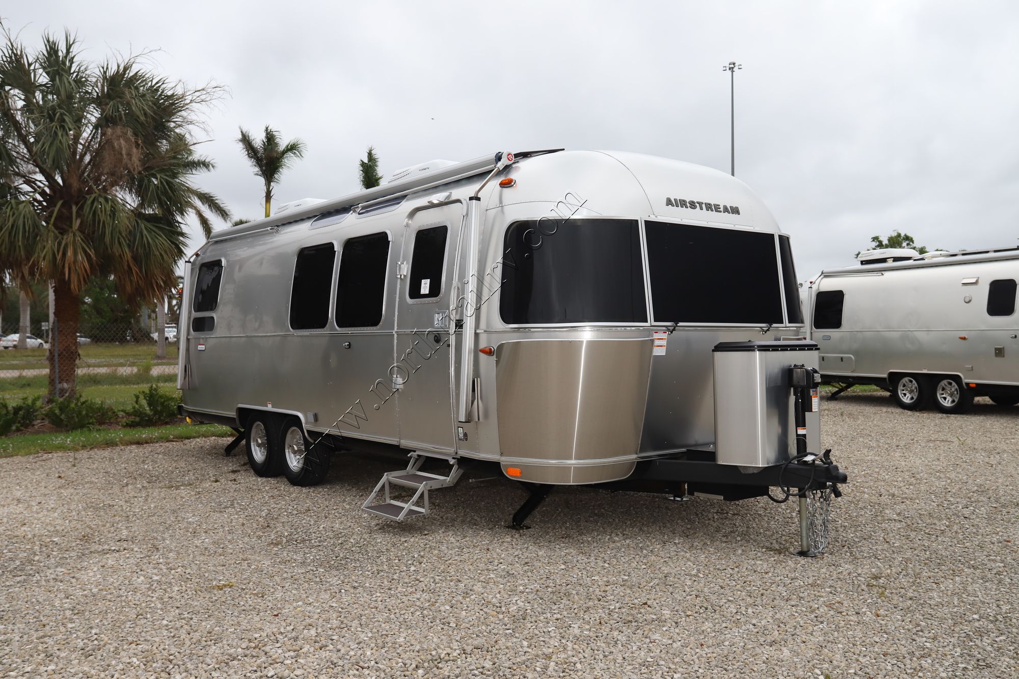 New 2023 Airstream International 28RB Travel Trailer  For Sale