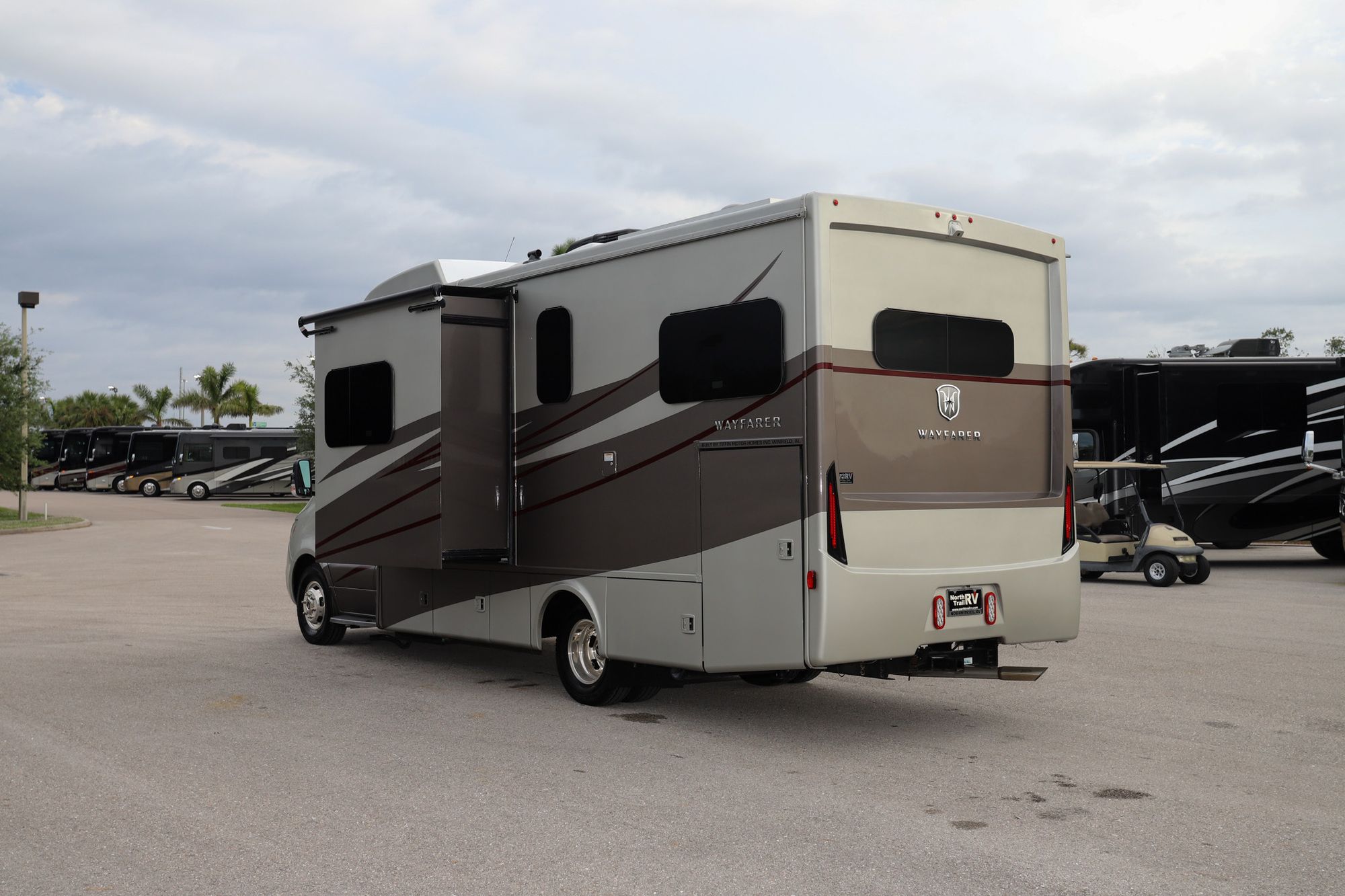 Used 2022 Tiffin Motor Homes Wayfarer 25LW Class C  For Sale