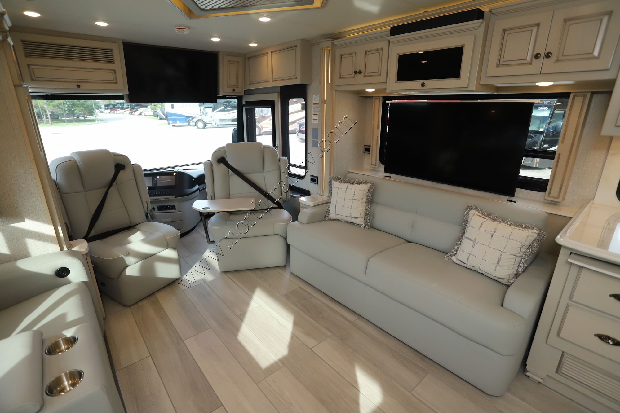 Used 2022 Newmar Dutch Star 4369 Class A  For Sale