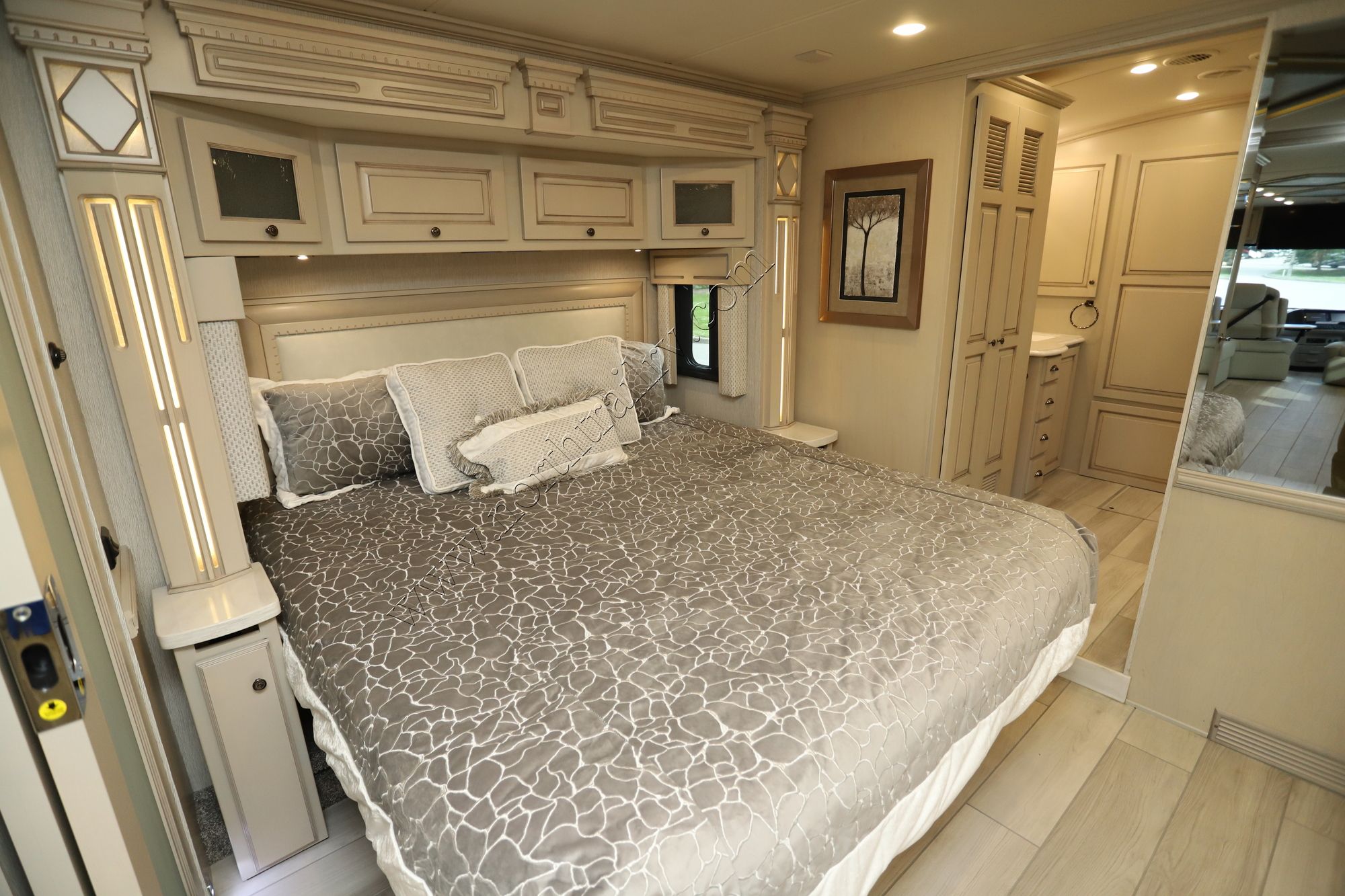 Used 2022 Newmar Dutch Star 4369 Class A  For Sale