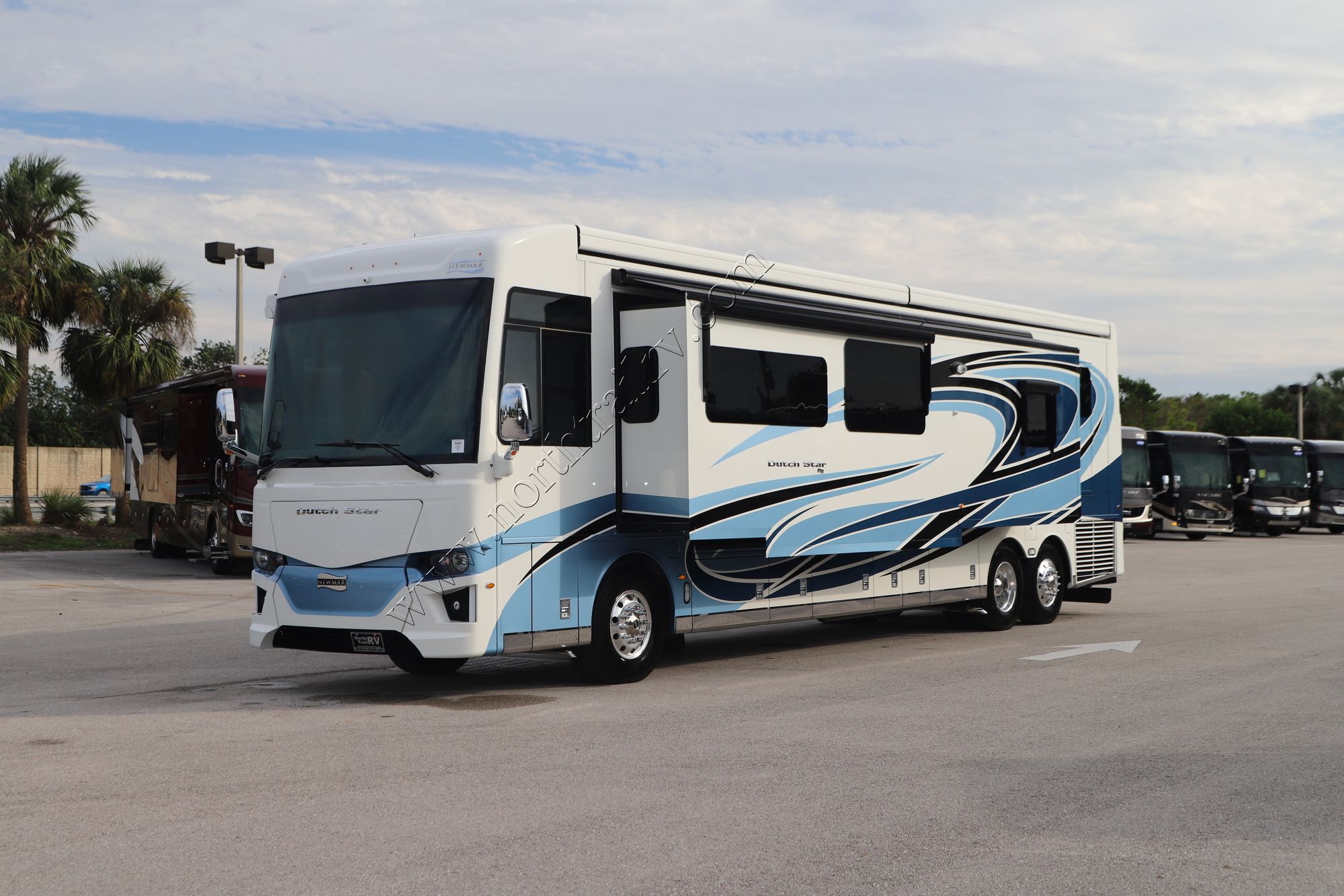 Used 2022 Newmar Dutch Star 4369 Class A  For Sale