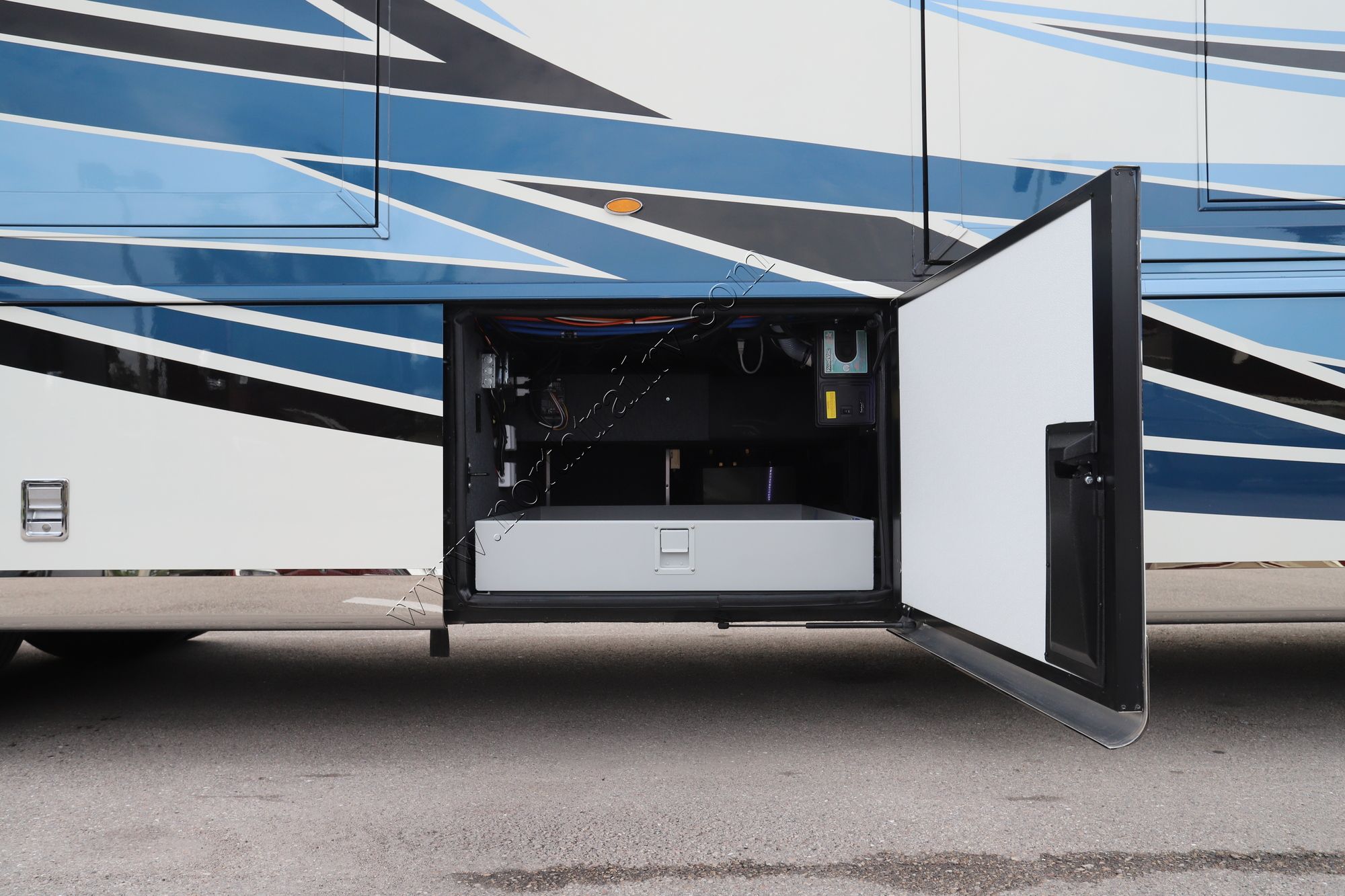 Used 2022 Newmar Dutch Star 4369 Class A  For Sale