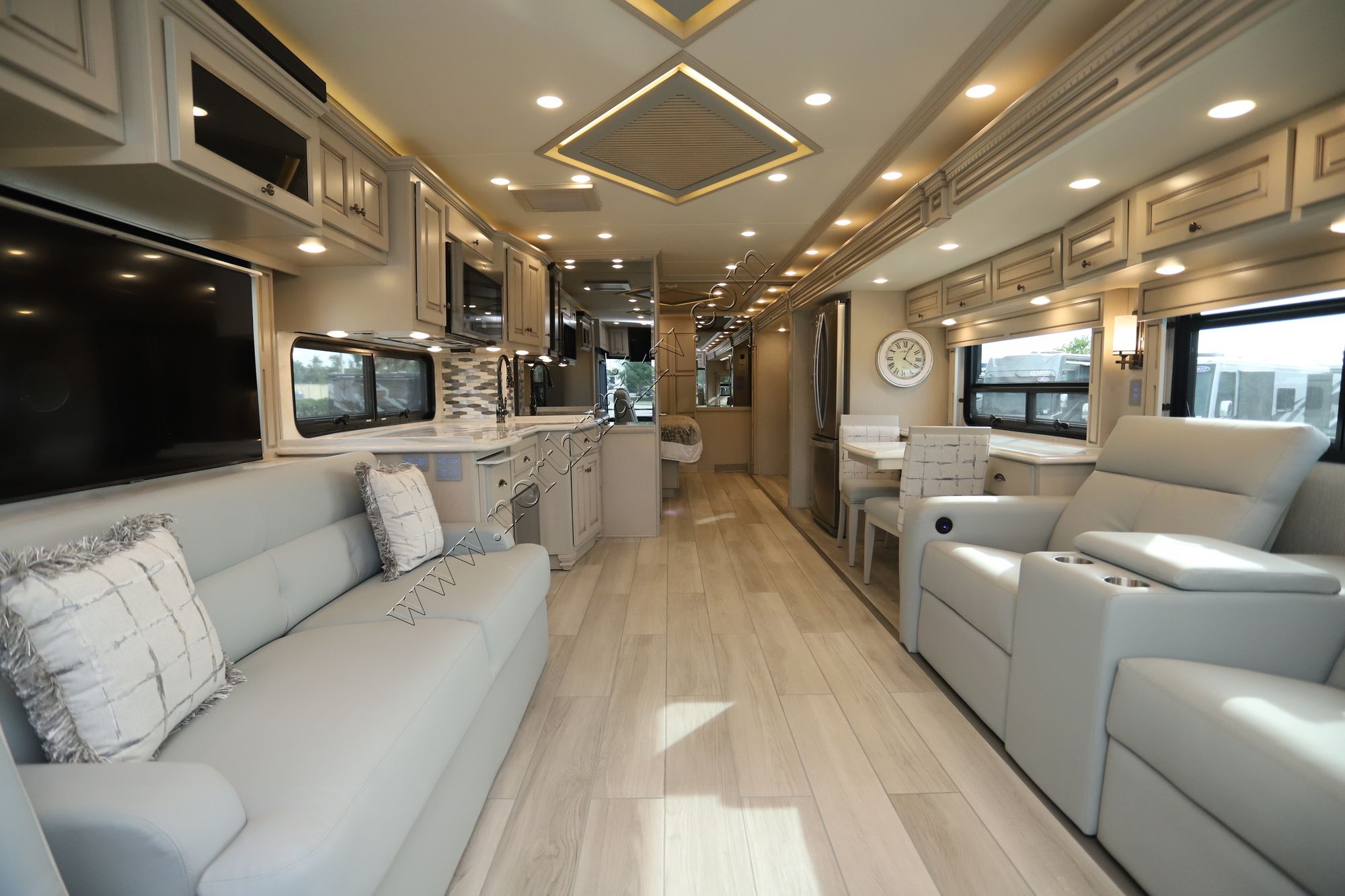 Used 2022 Newmar Dutch Star 4369 Class A  For Sale