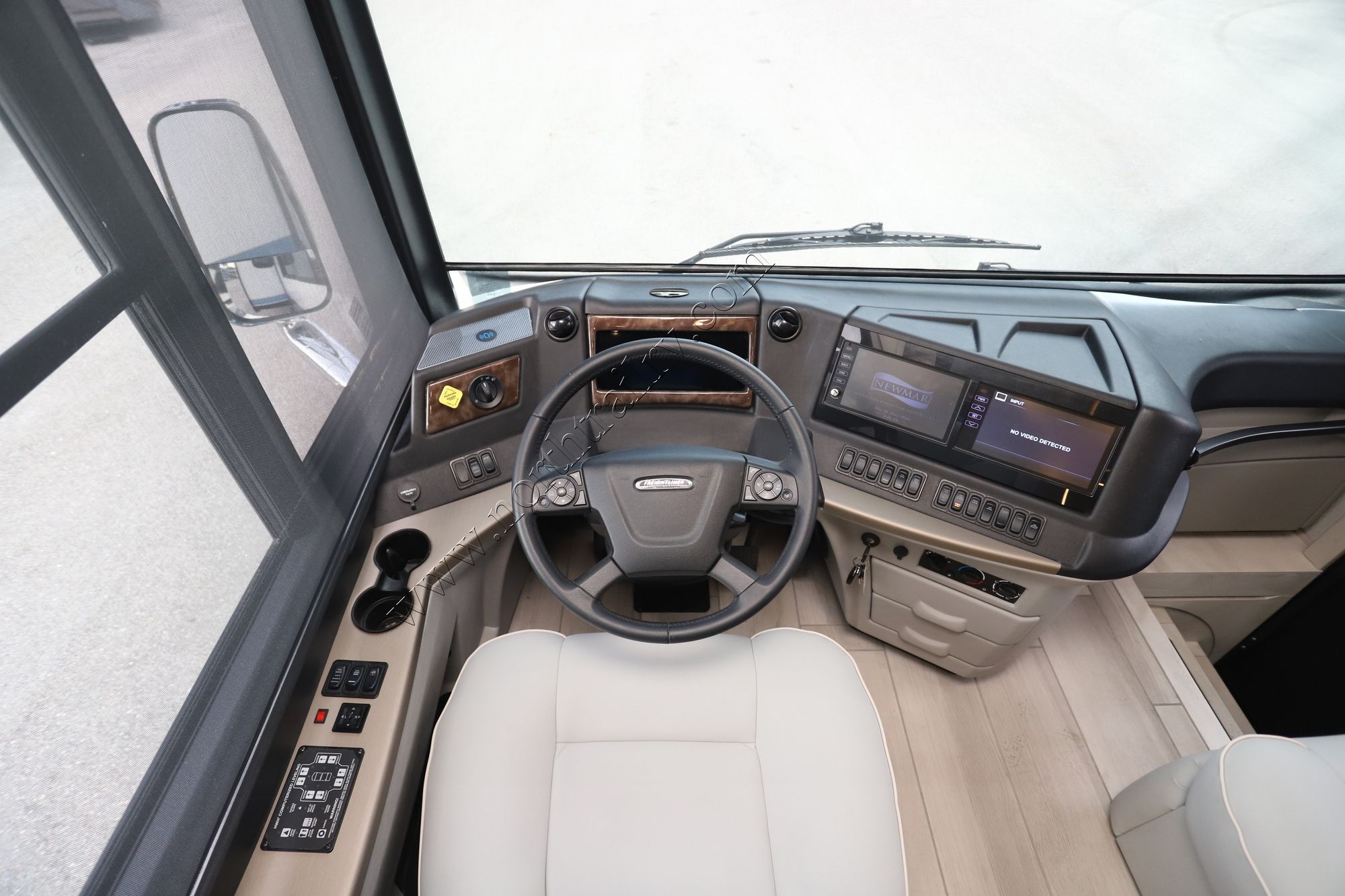 Used 2022 Newmar Dutch Star 4369 Class A  For Sale