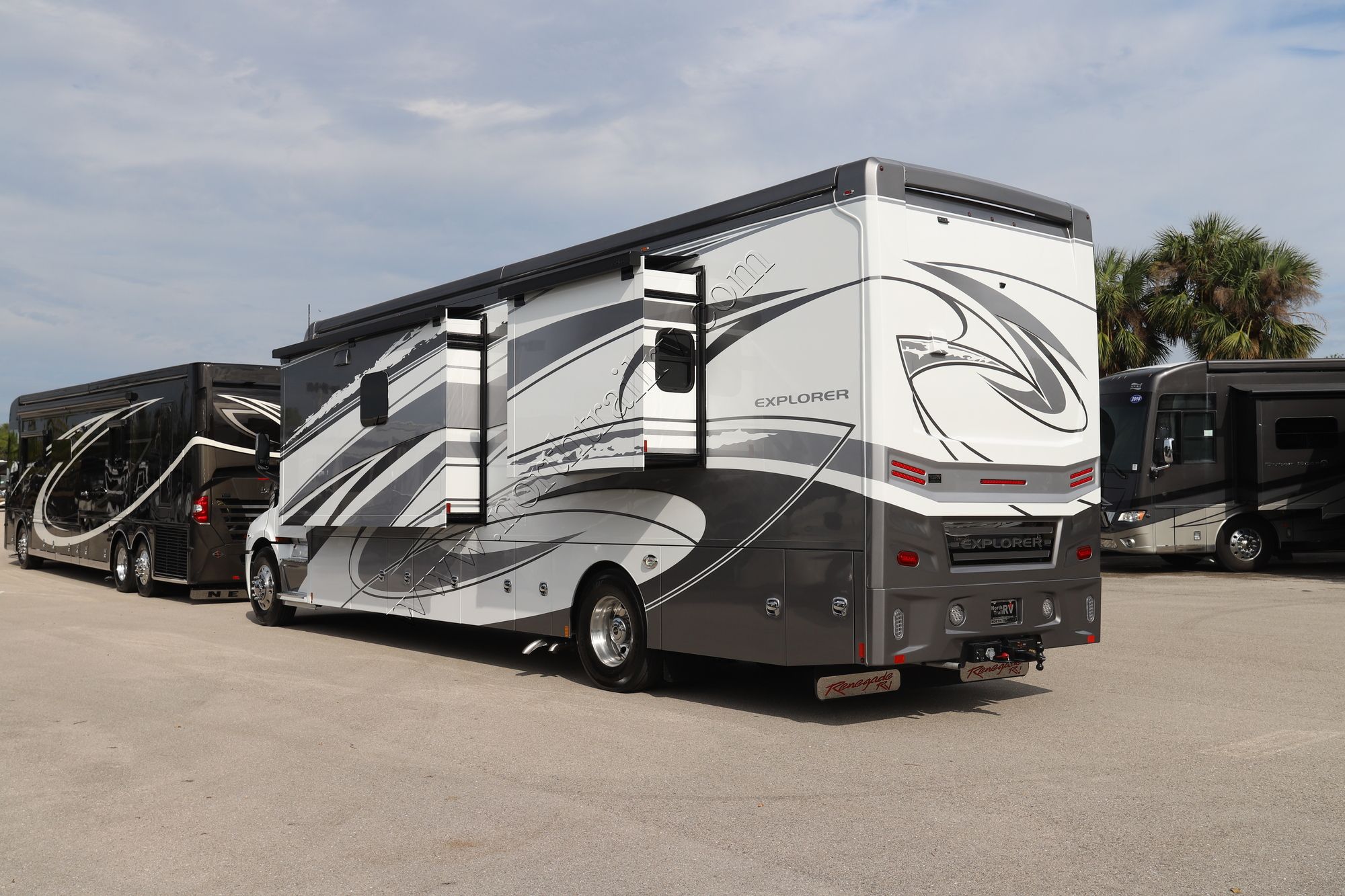 New 2023 Renegade Rv Explorer 40ERB Super C  For Sale