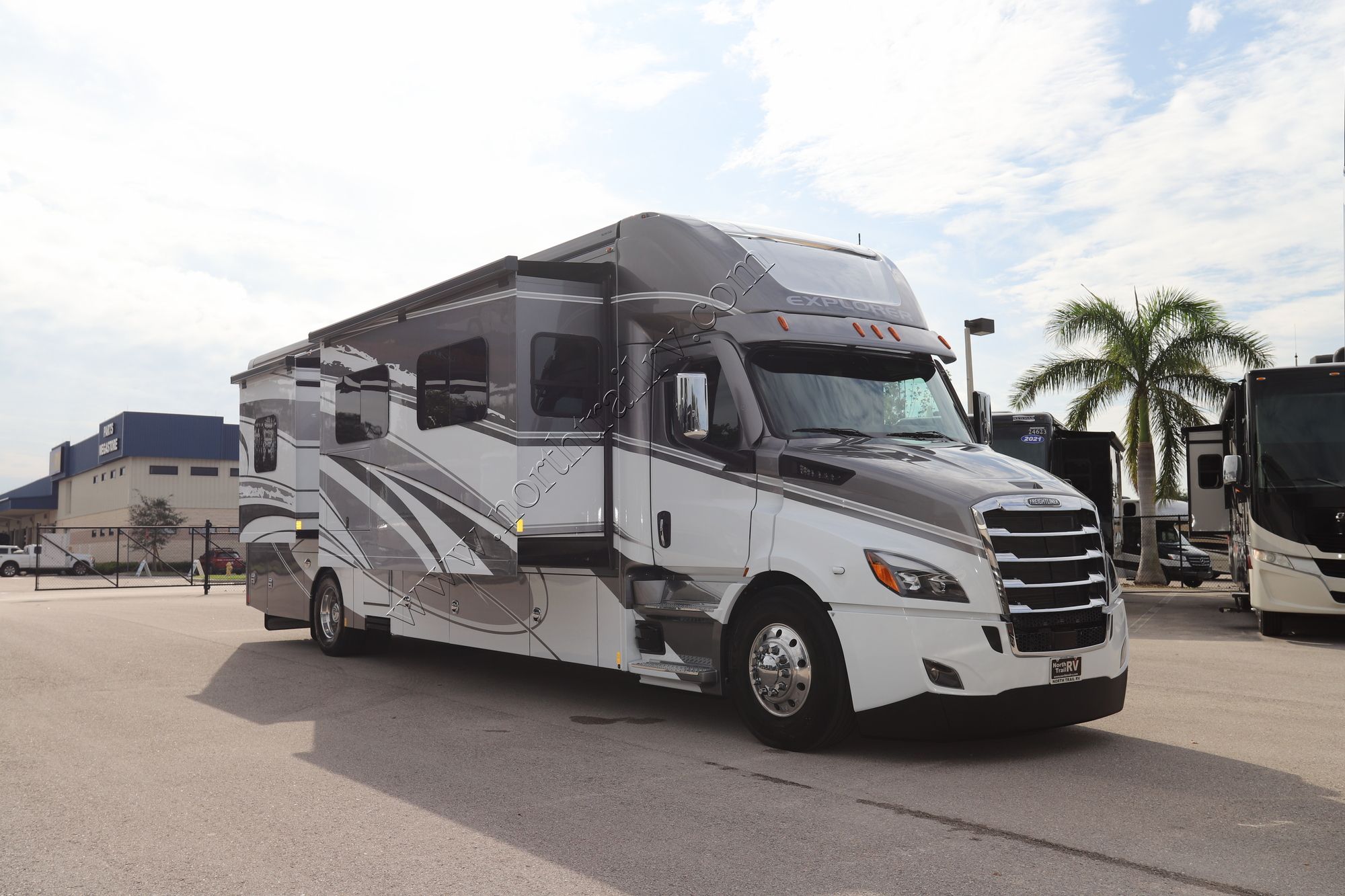 New 2023 Renegade Rv Explorer 40ERB Super C  For Sale