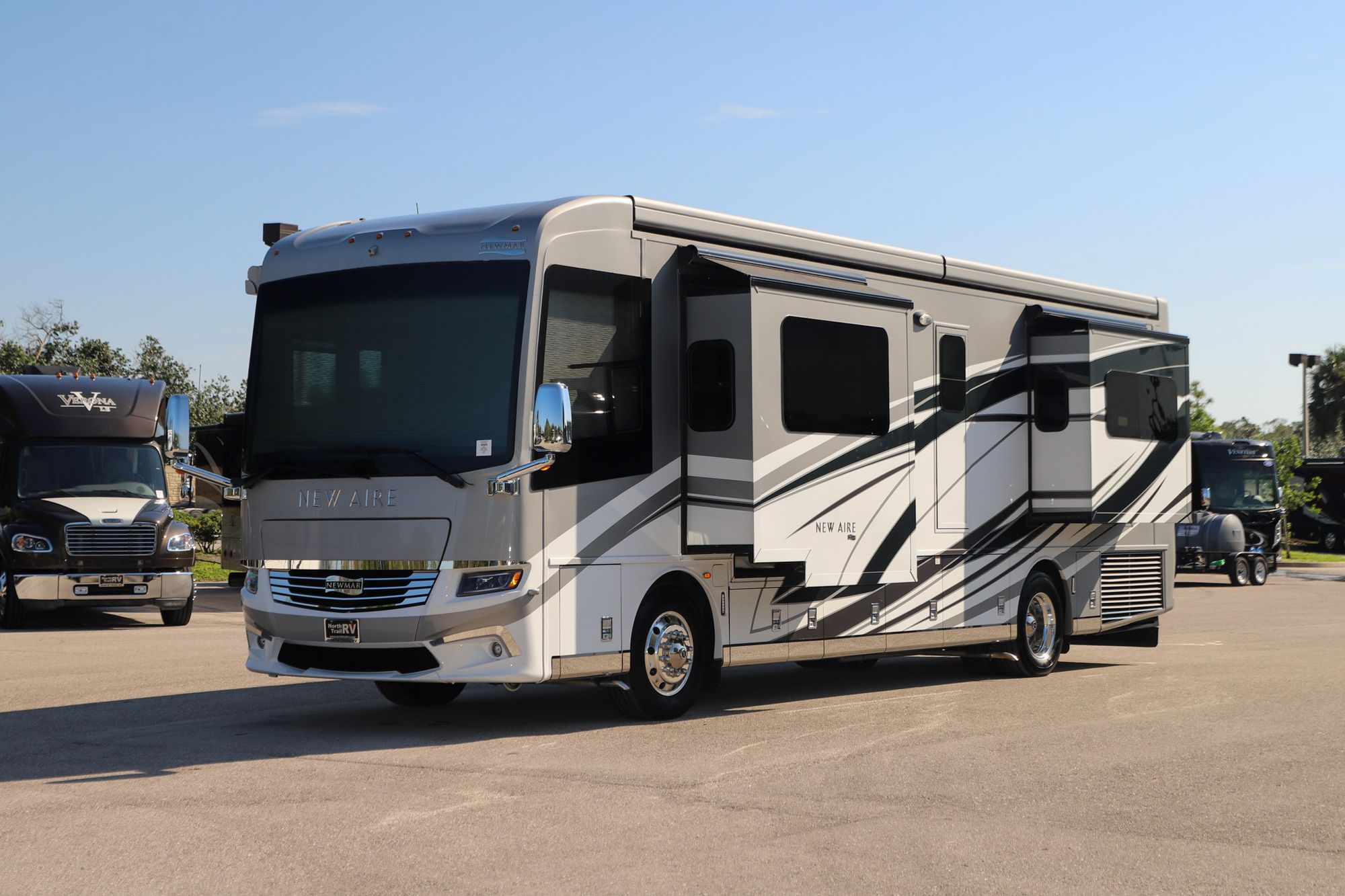 Used 2021 Newmar New Aire 3545 Class A  For Sale
