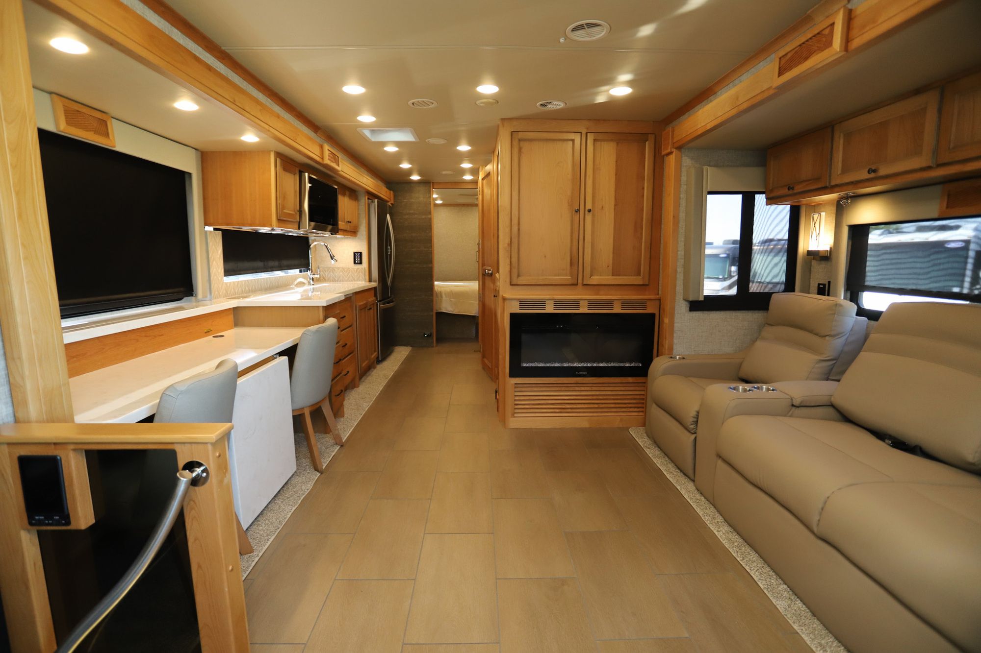 New 2023 Tiffin Motor Homes Allegro 34PA Class A  For Sale