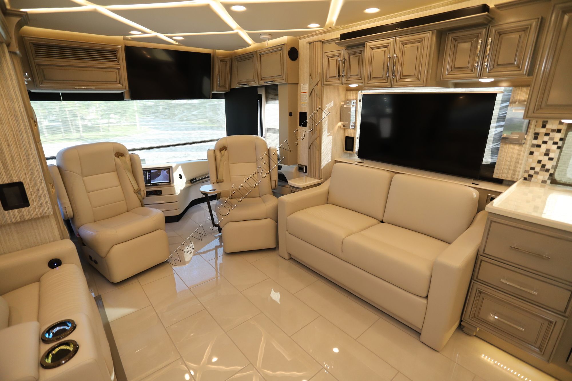 New 2023 Newmar Mountain Aire 4118 Class A  For Sale