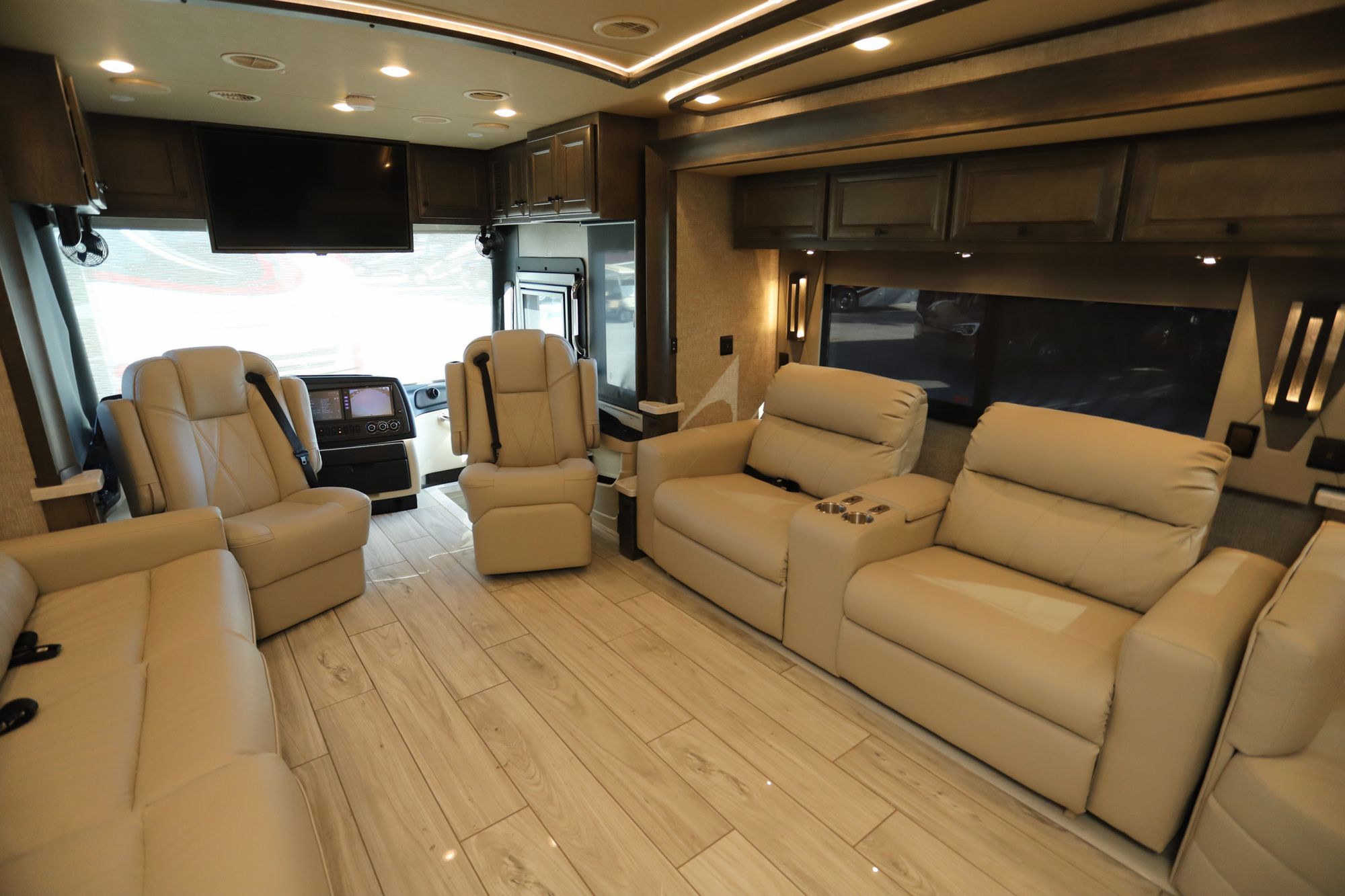 New 2023 Tiffin Motor Homes Allegro Bus 45FP Class A  For Sale