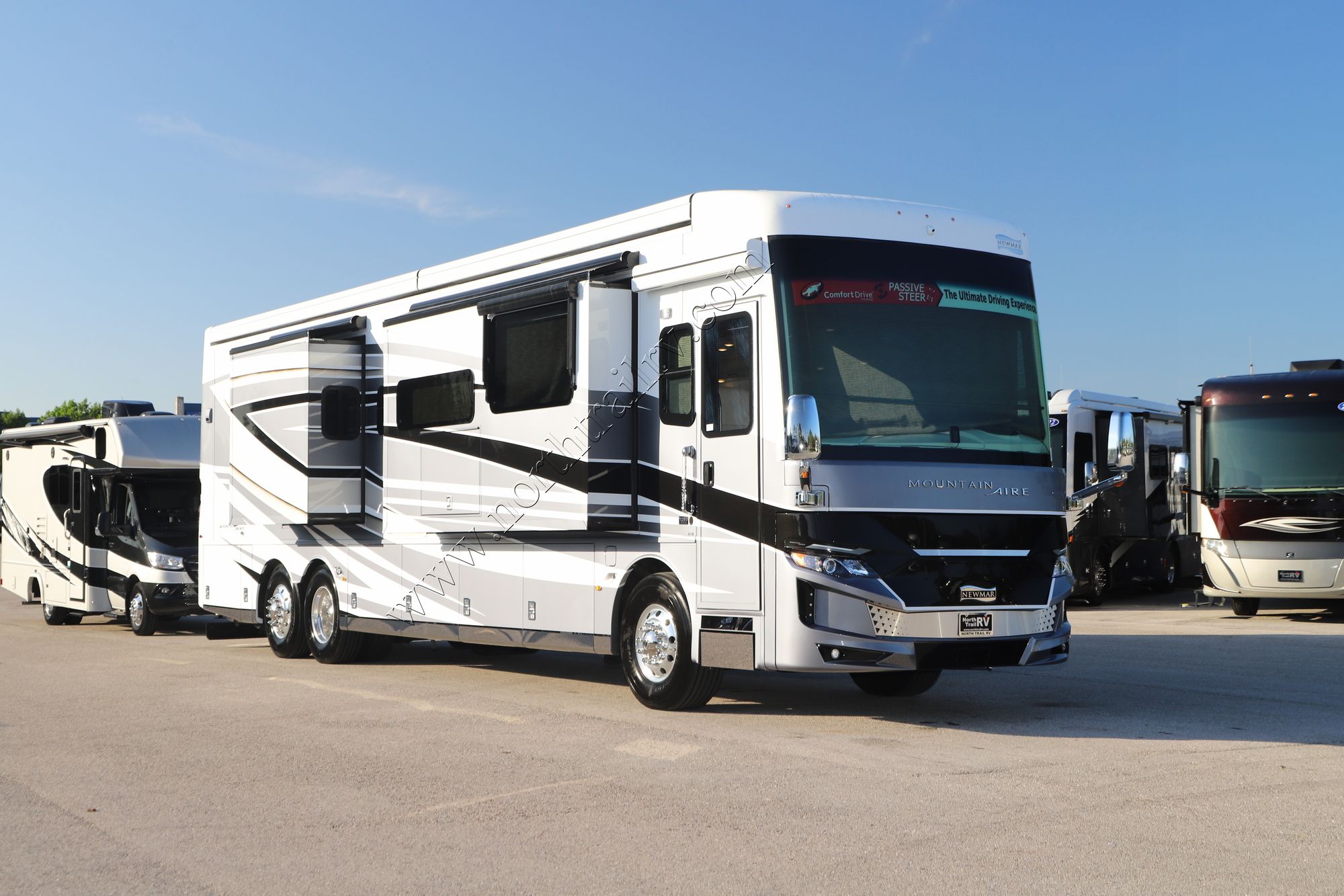 New 2023 Newmar Mountain Aire 4118 Class A  For Sale