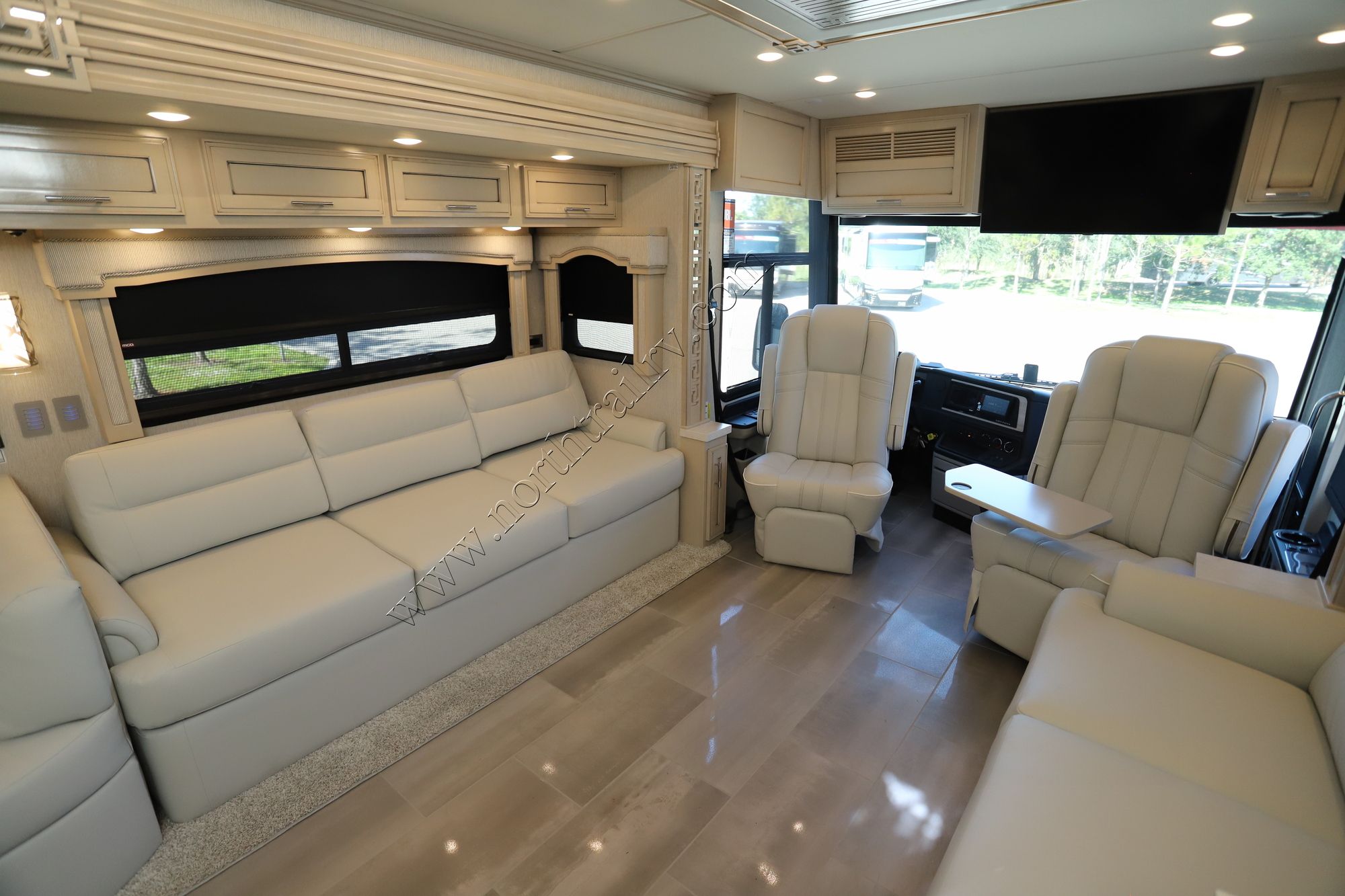 New 2023 Newmar Ventana 4326 Class A  For Sale