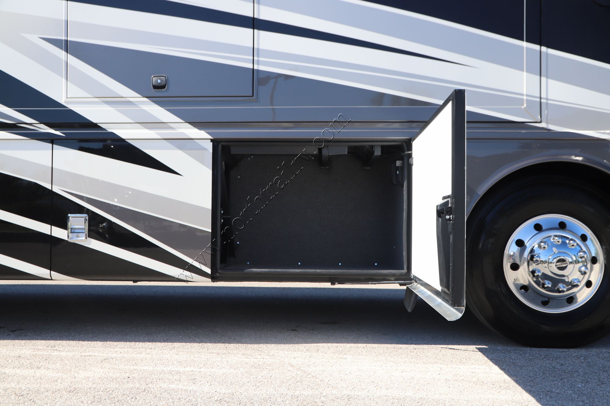 New 2023 Newmar Ventana 4326 Class A  For Sale