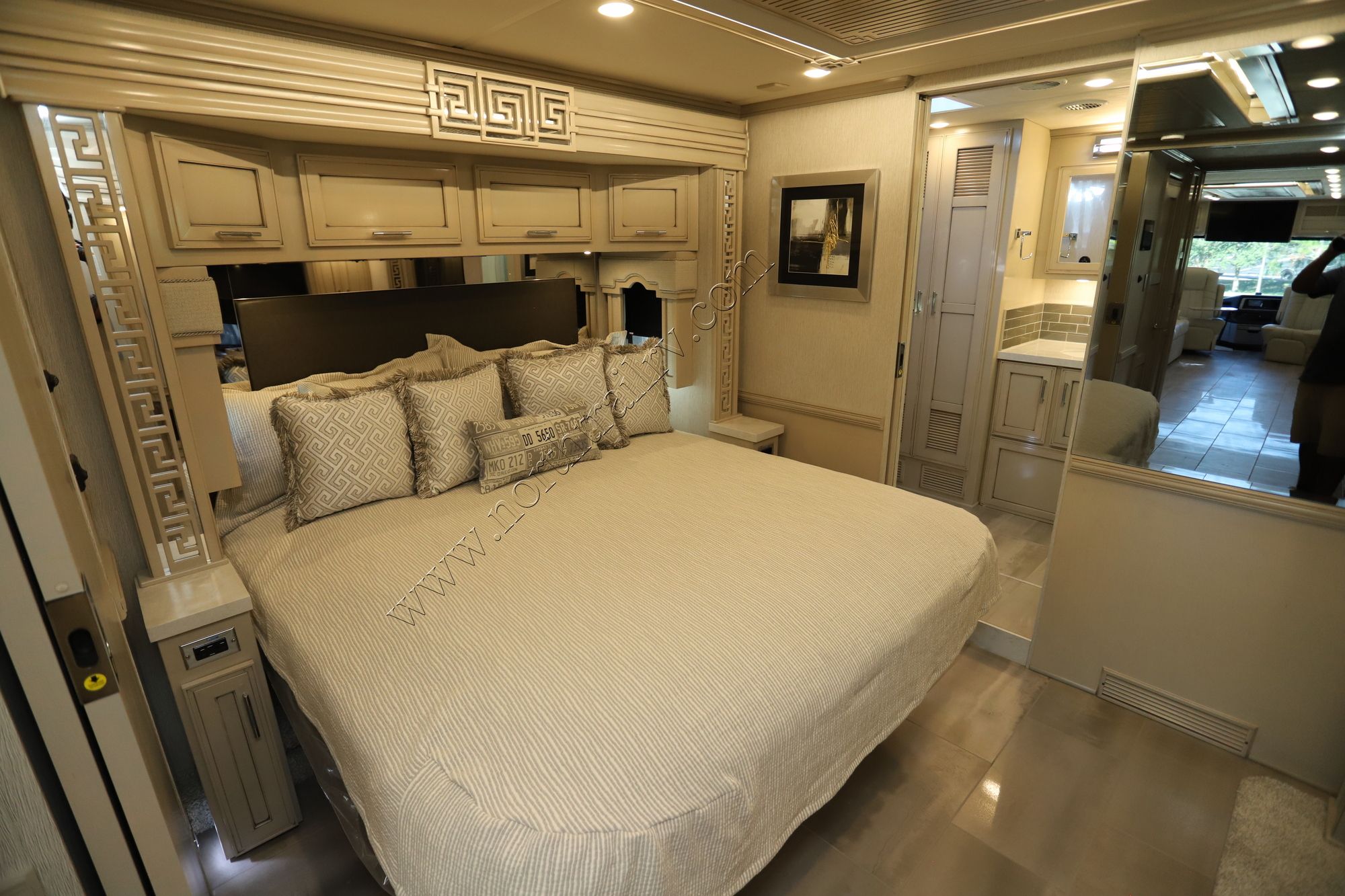 New 2023 Newmar Ventana 4326 Class A  For Sale