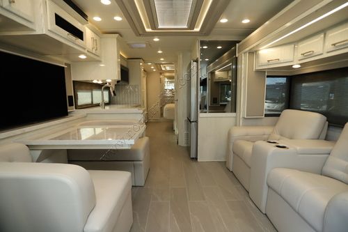 2023 Newmar New Aire 3547