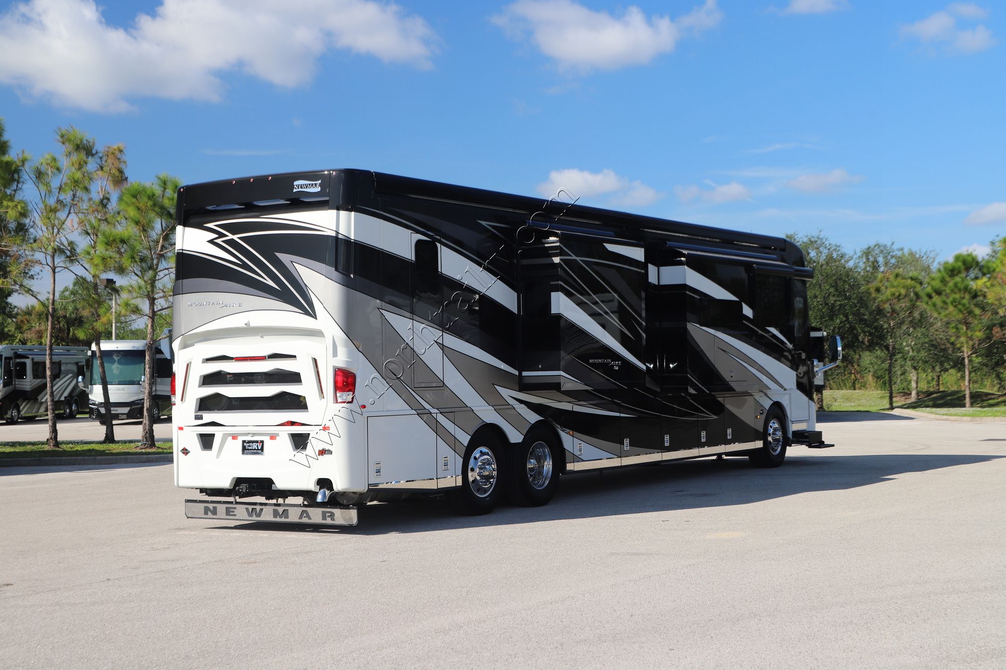 Used 2021 Newmar Mountain Aire 4551 Class A  For Sale