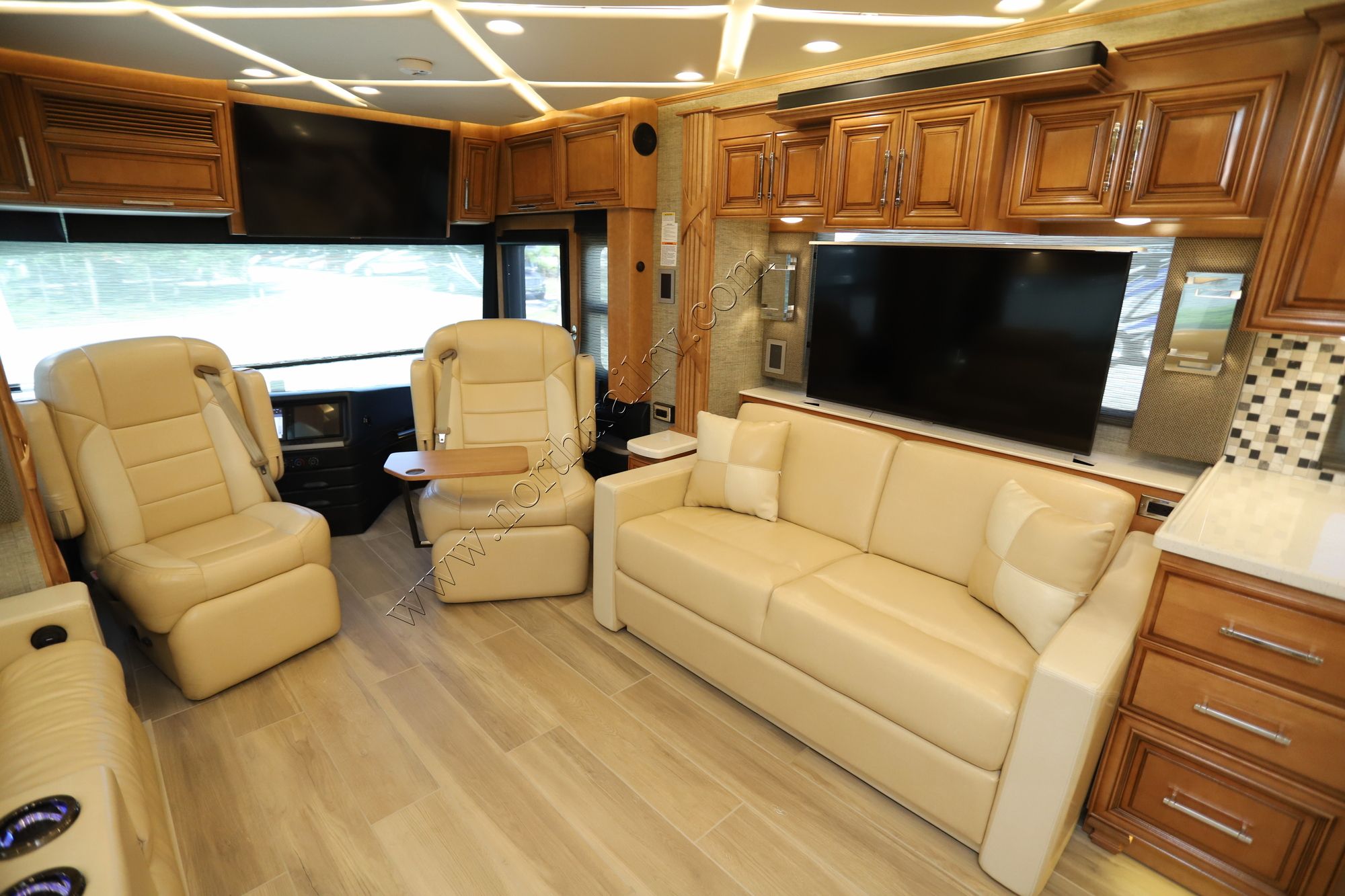 Used 2021 Newmar Mountain Aire 4551 Class A  For Sale