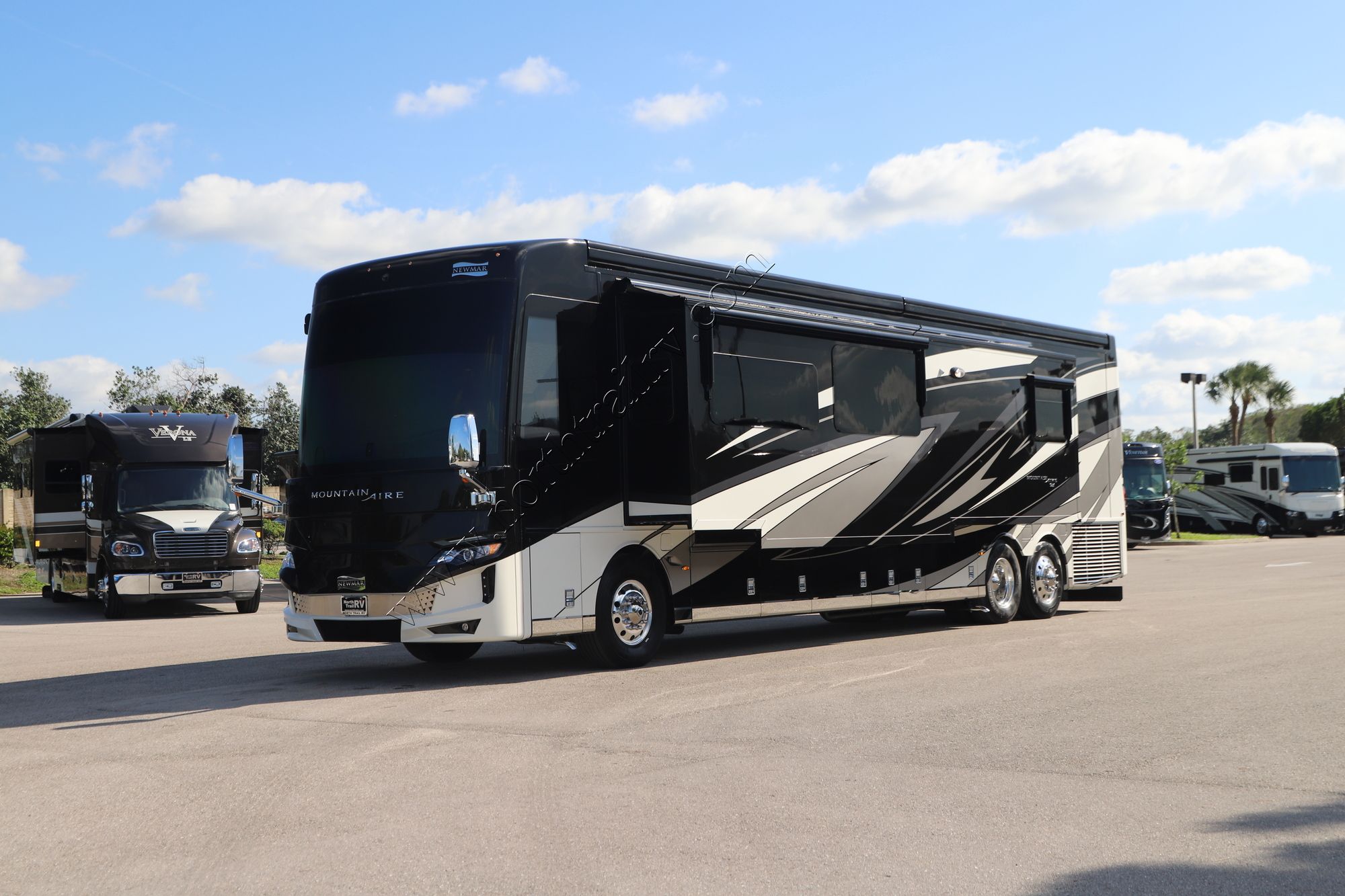 Used 2021 Newmar Mountain Aire 4551 Class A  For Sale