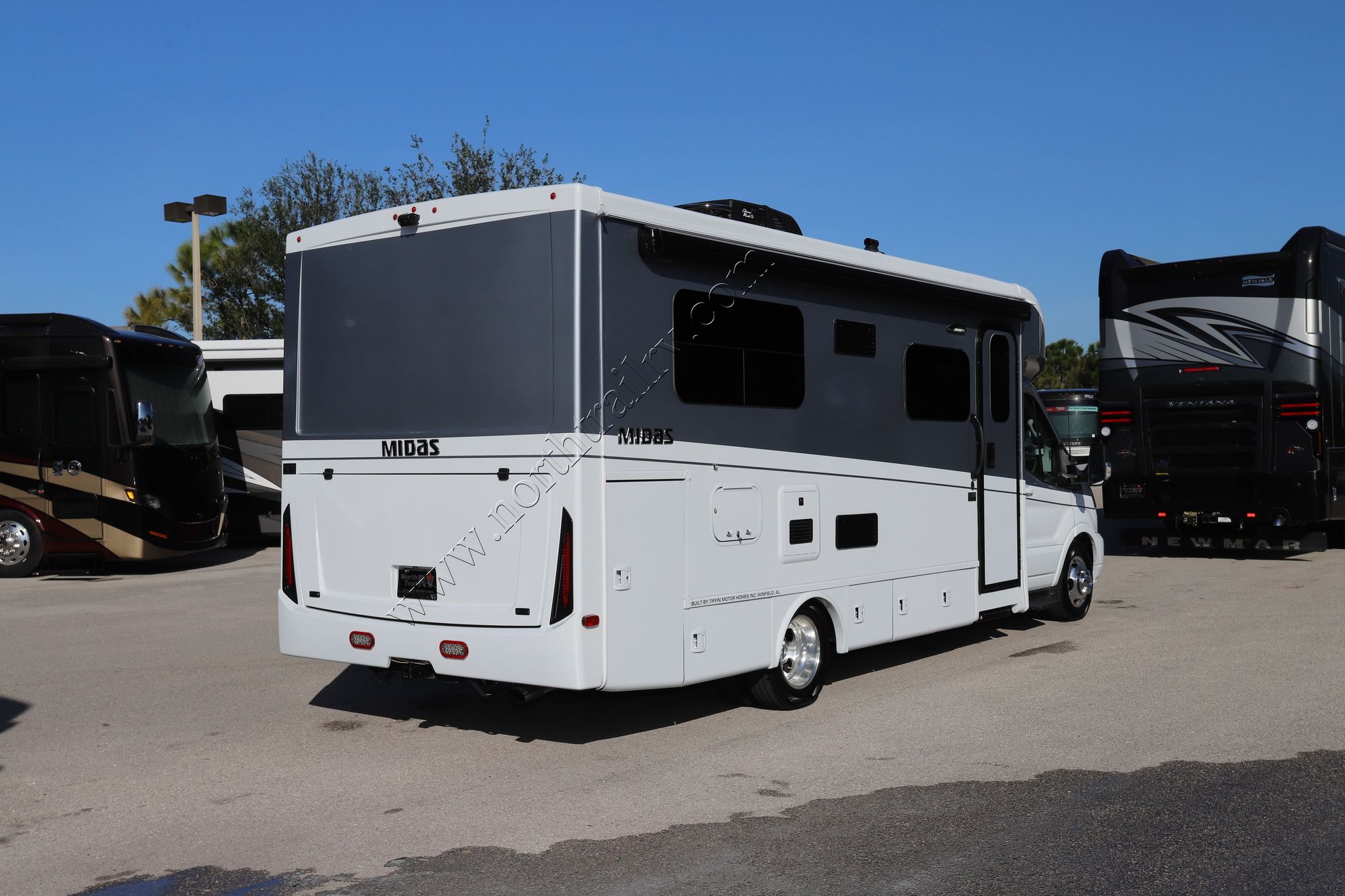 New 2022 Tiffin Motor Homes Midas 24RT Class C  For Sale