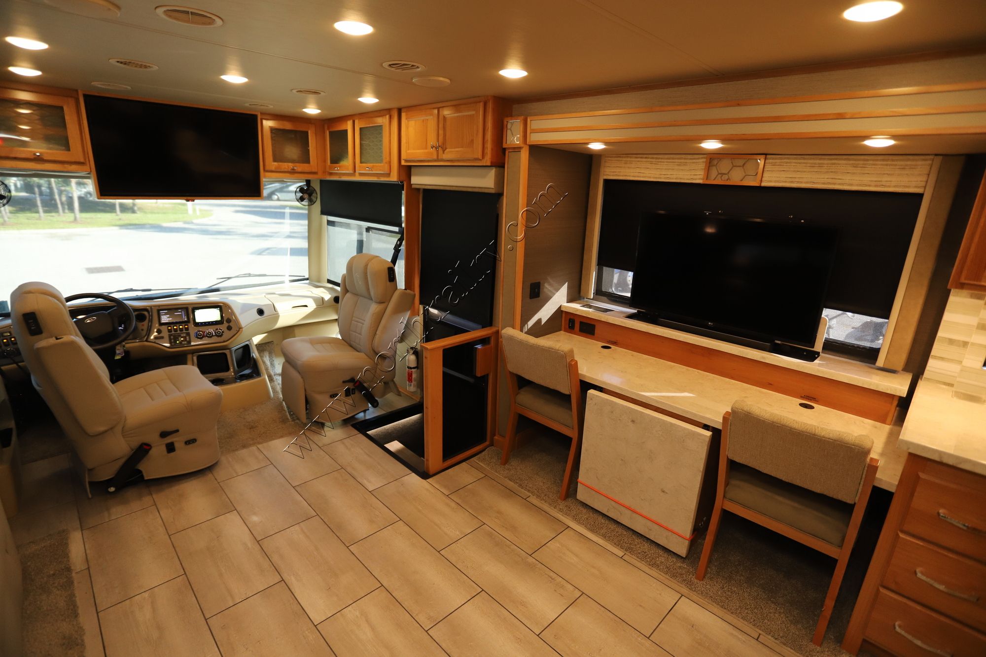 Used 2021 Tiffin Motor Homes Allegro 34PA Class A  For Sale