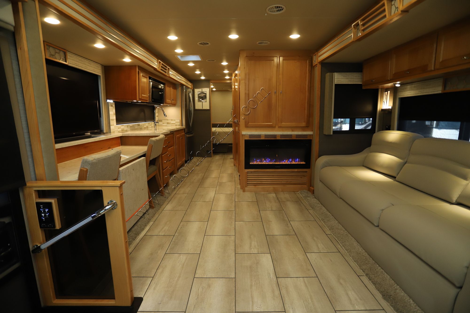 Used 2021 Tiffin Motor Homes Allegro 34PA Class A  For Sale