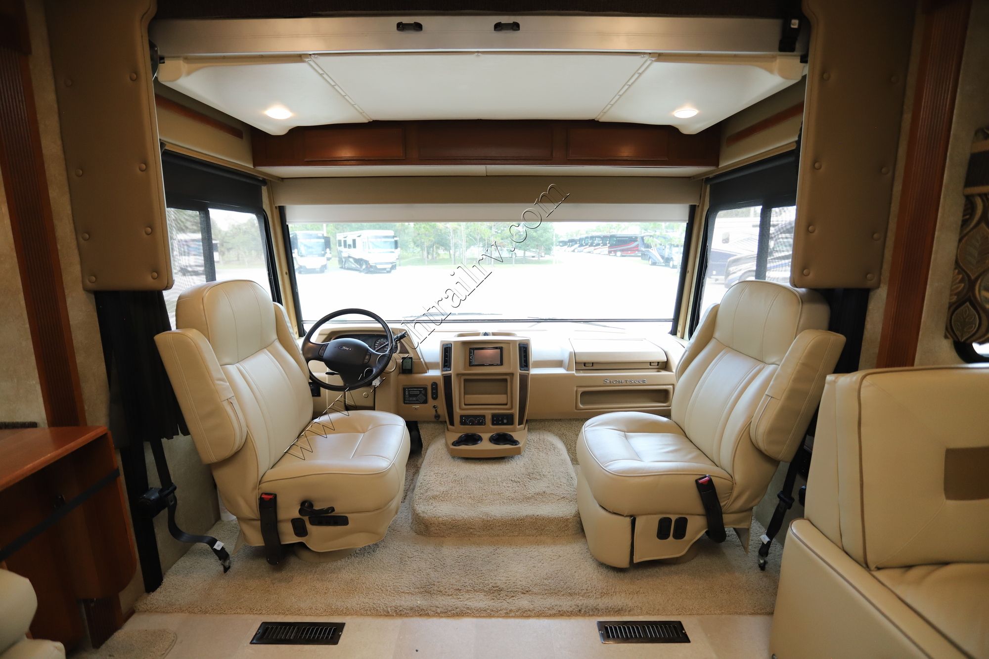 Used 2016 Winnebago Sightseer 35G Class A  For Sale