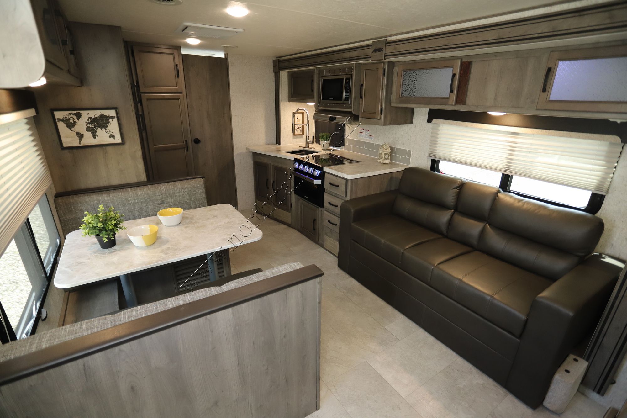 Used 2019 Coachmen Apex 249RBS Travel Trailer  For Sale