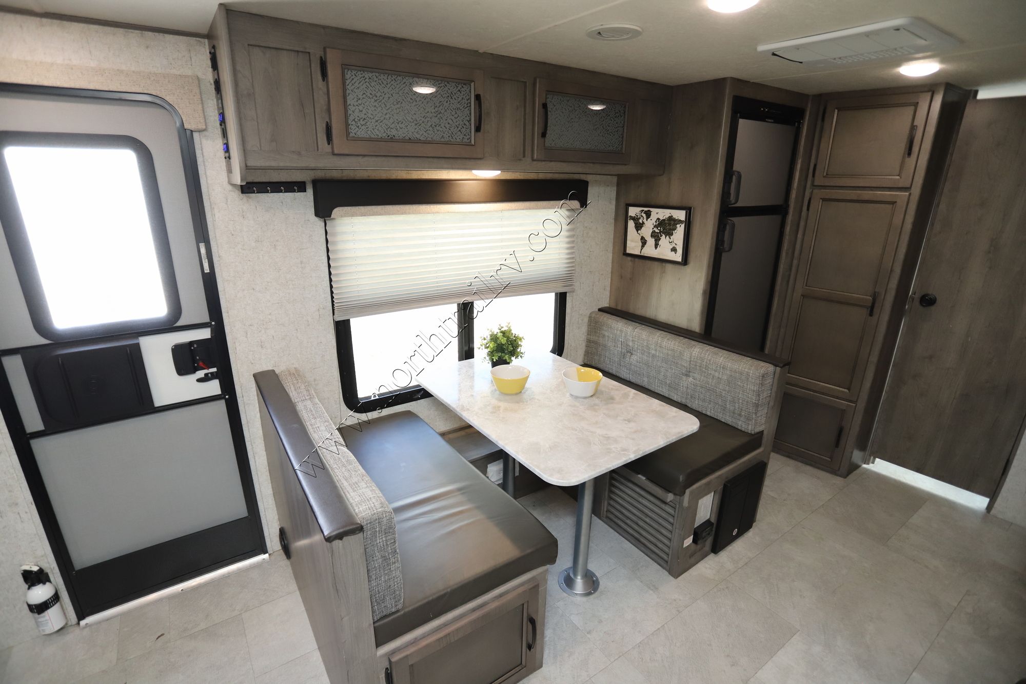 Used 2019 Coachmen Apex 249RBS Travel Trailer  For Sale