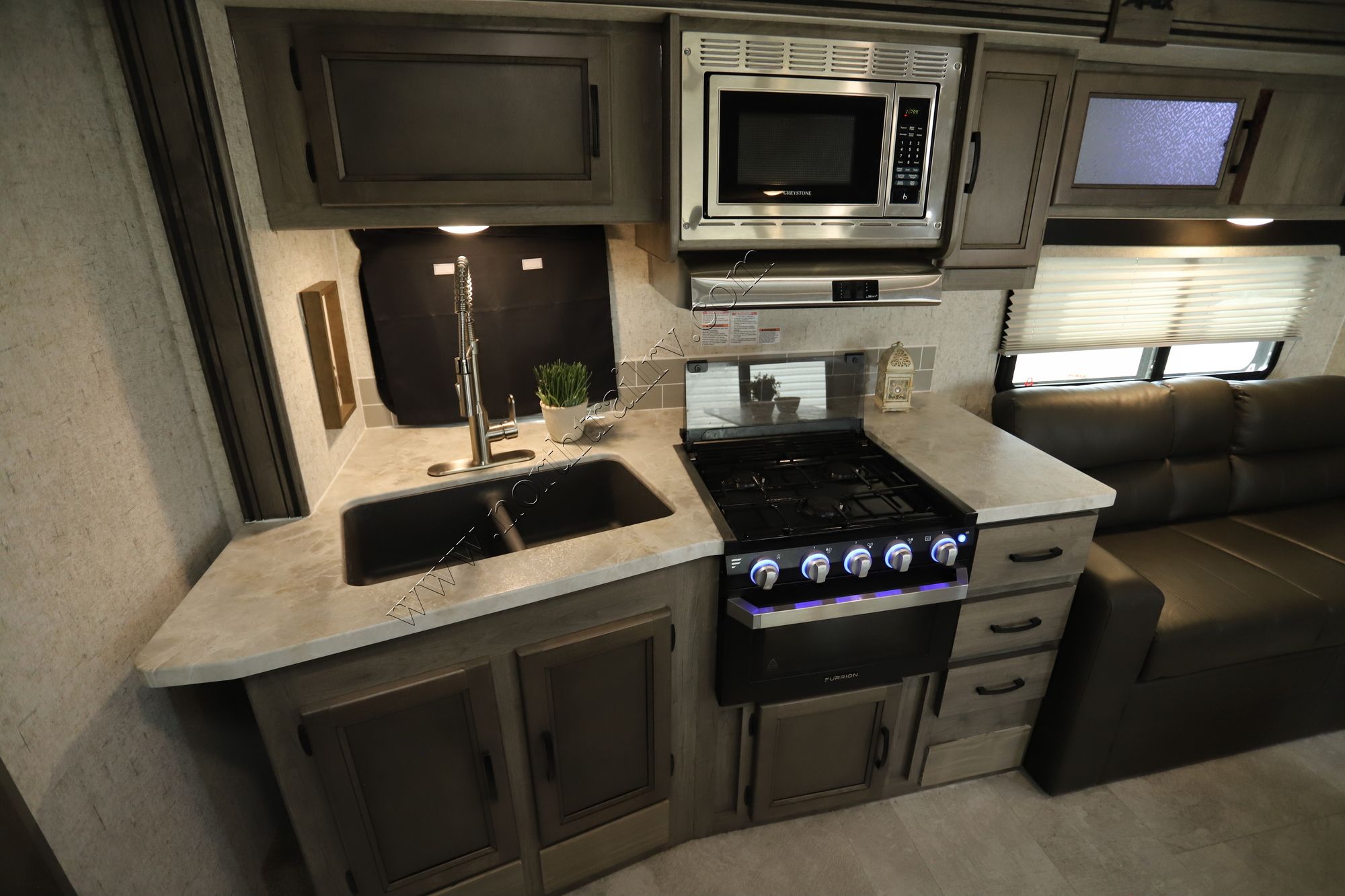 Used 2019 Coachmen Apex 249RBS Travel Trailer  For Sale
