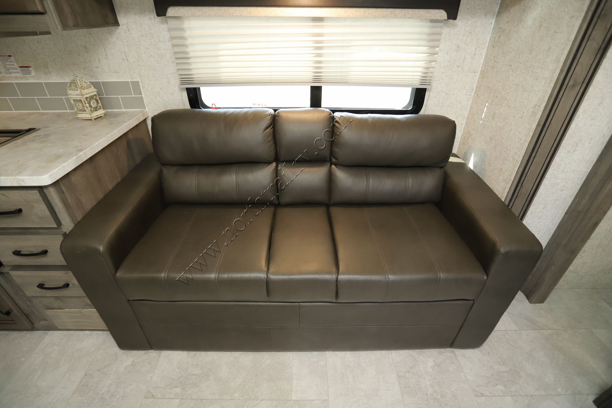 Used 2019 Coachmen Apex 249RBS Travel Trailer  For Sale
