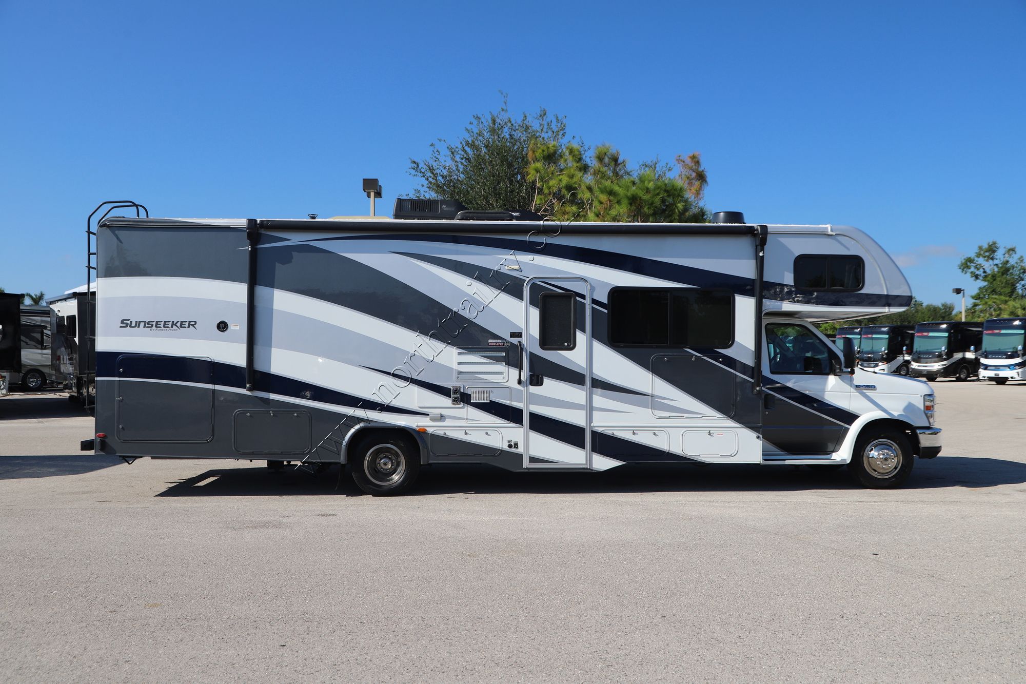 Used 2019 Forest River Sunseeker 3050S Class C  For Sale