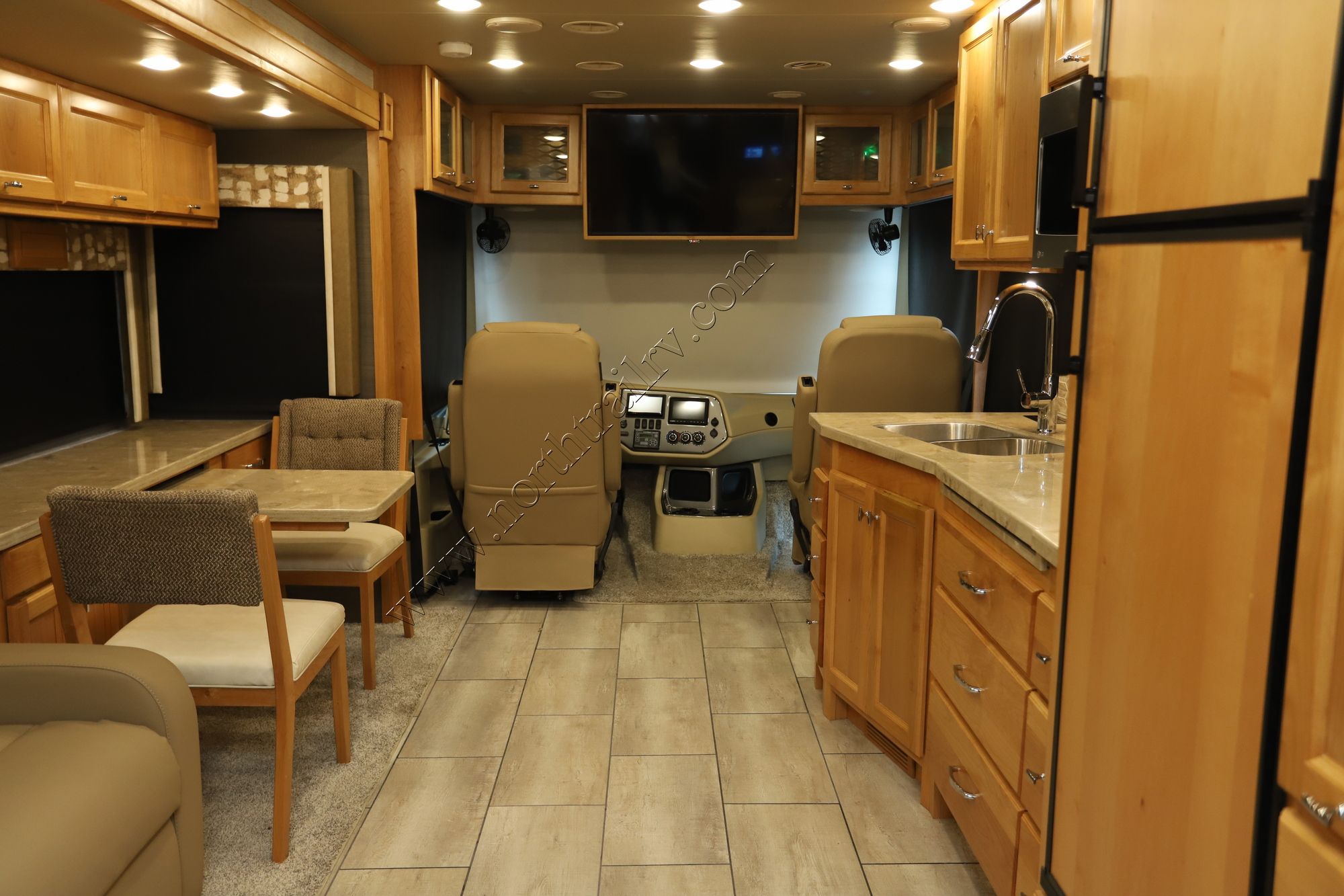 Used 2022 Tiffin Motor Homes Allegro 32SA Class A  For Sale