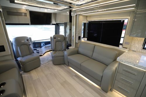 2023 Newmar King Aire 4531