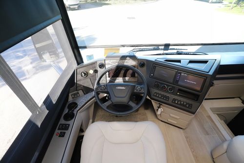 2023 Newmar Dutch Star 4370 Class A