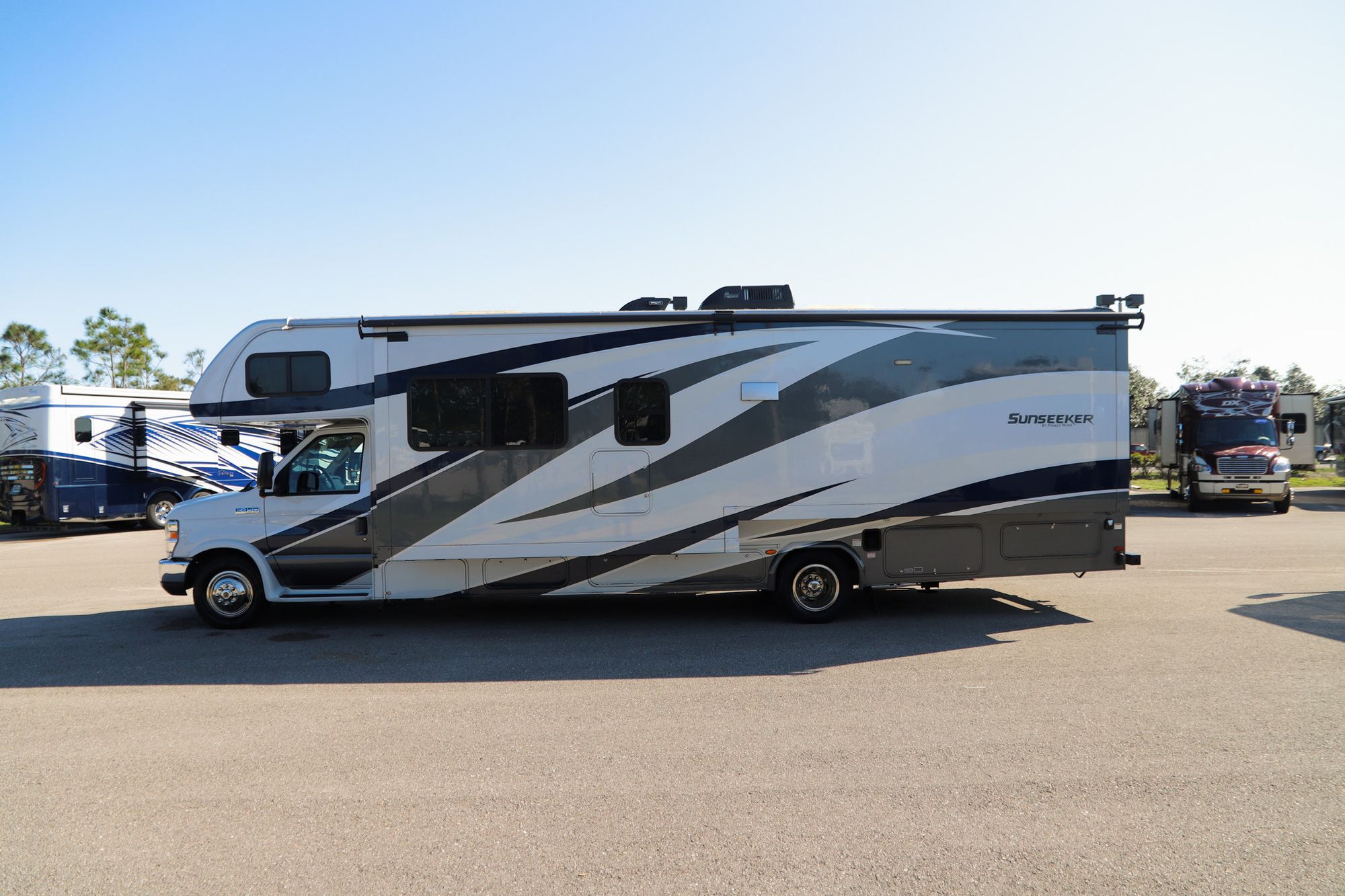 Used 2019 Forest River Sunseeker 3050S Class C  For Sale