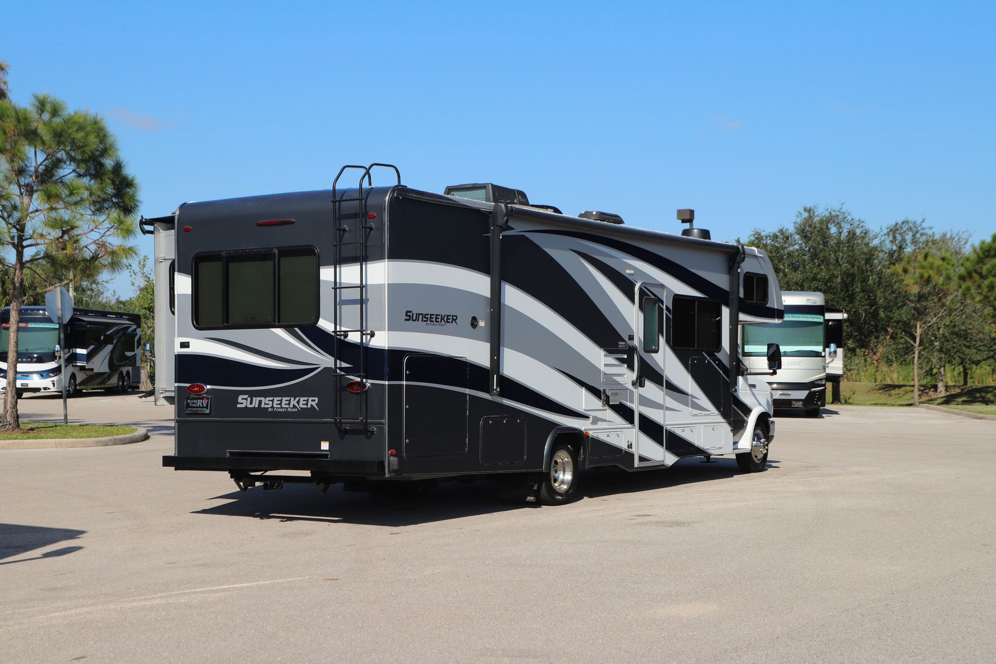 Used 2019 Forest River Sunseeker 3050S Class C  For Sale