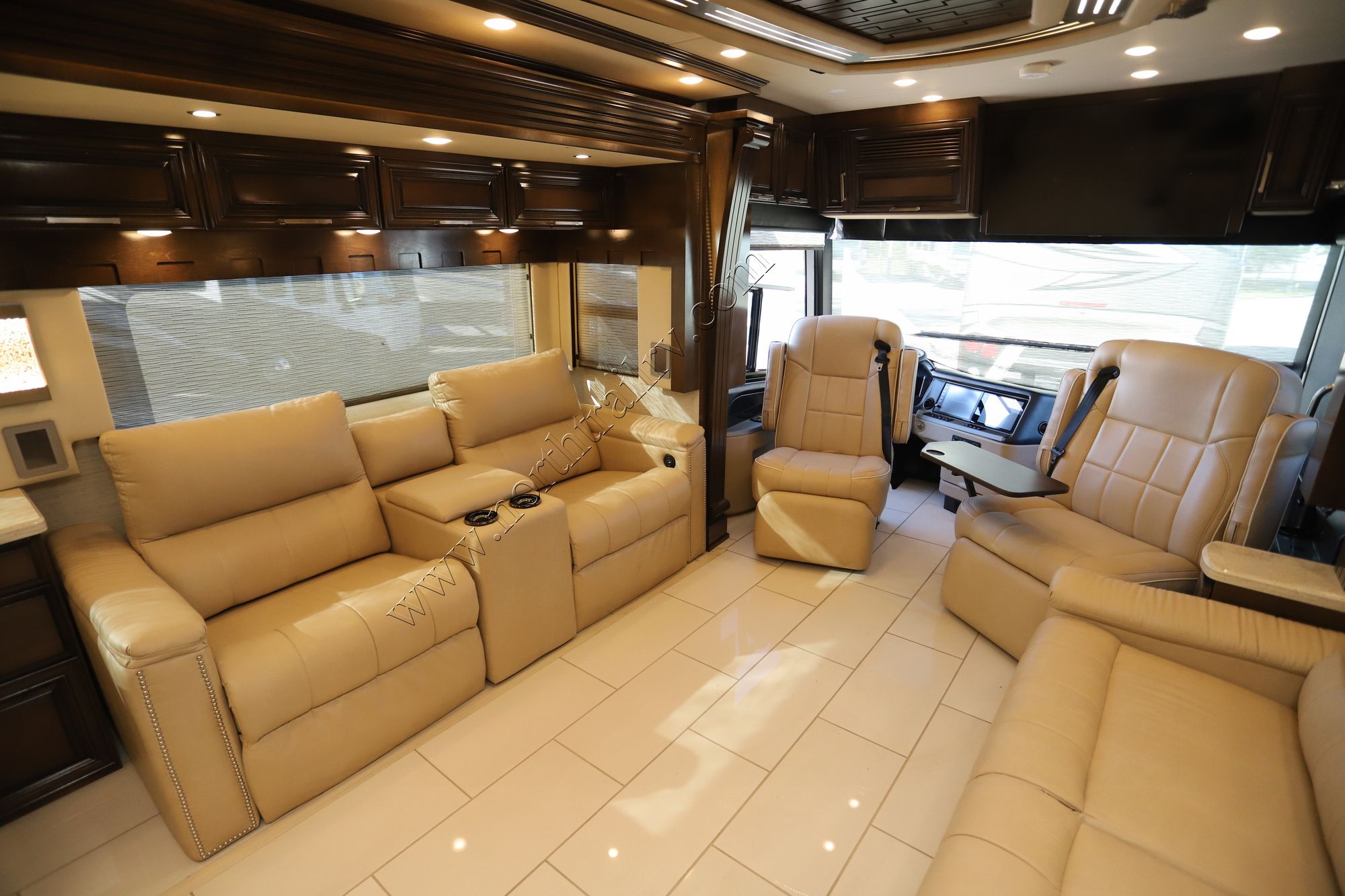 Used 2021 Newmar London Aire 4551 Class A  For Sale