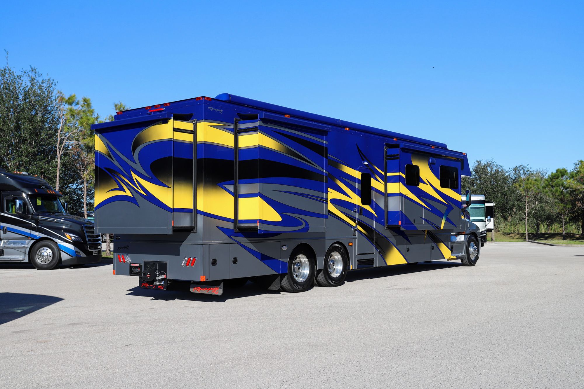 New 2023 Renegade Rv Classic 45CRS Super C  For Sale