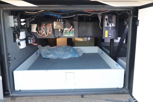 2023 Newmar Ventana 3717