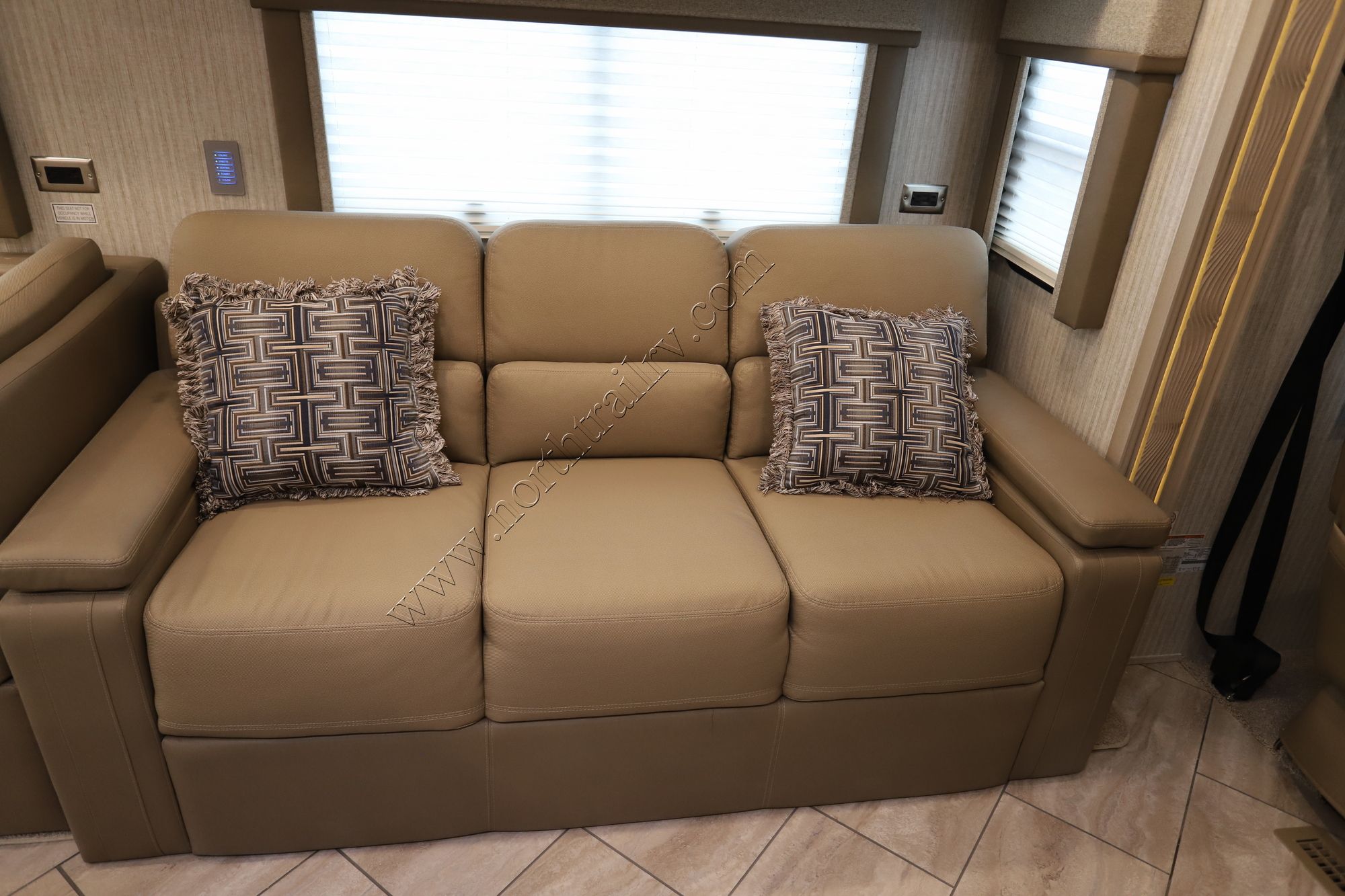 New 2023 Newmar Bay Star 2920 Class A  For Sale