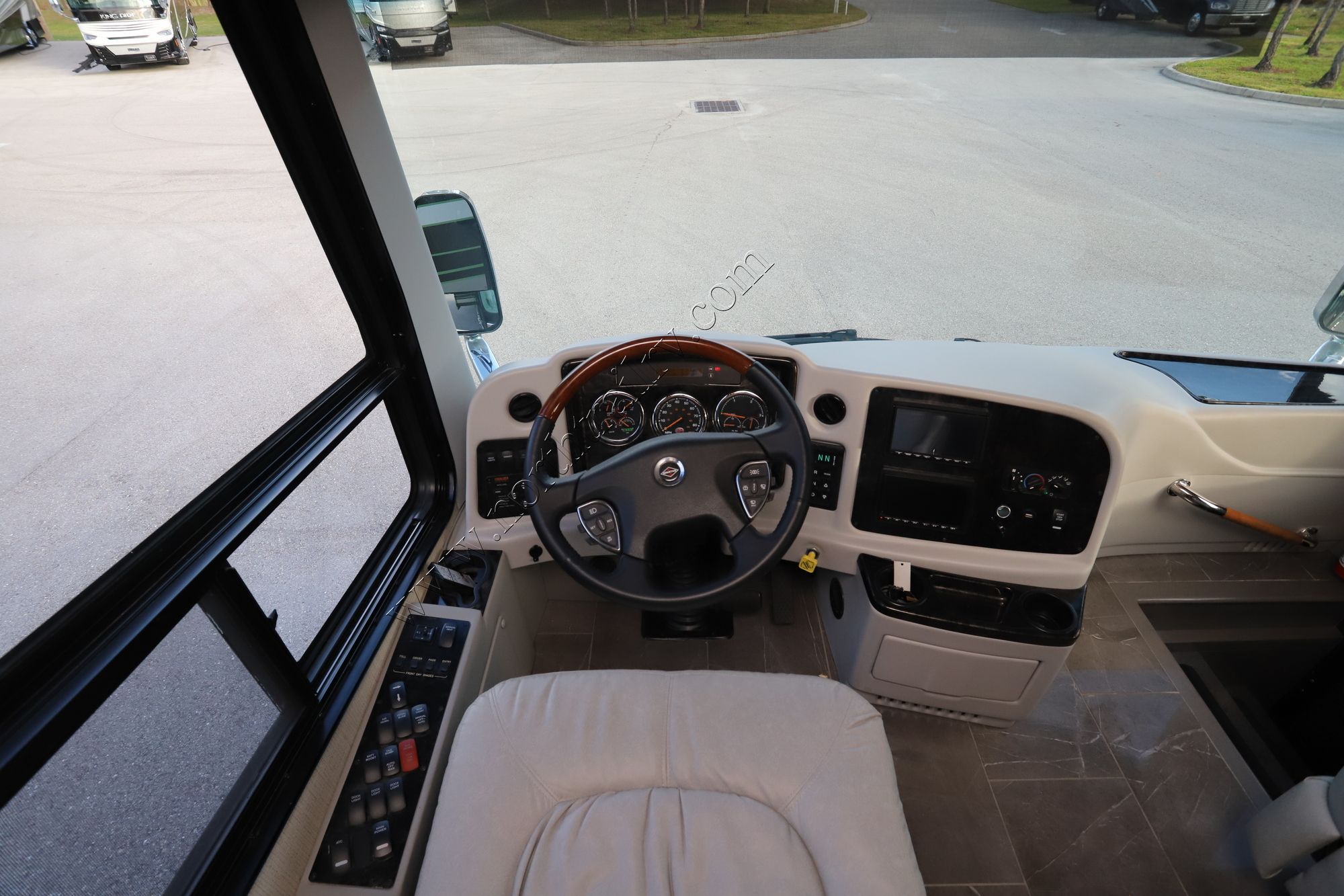 Used 2016 Entegra Anthem 44DLQ Class A  For Sale