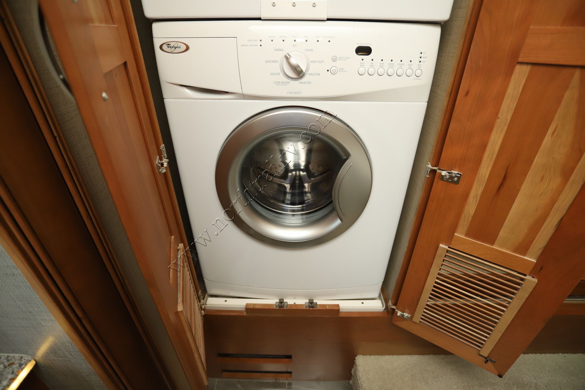 Used 2016 Entegra Anthem 44DLQ Class A  For Sale