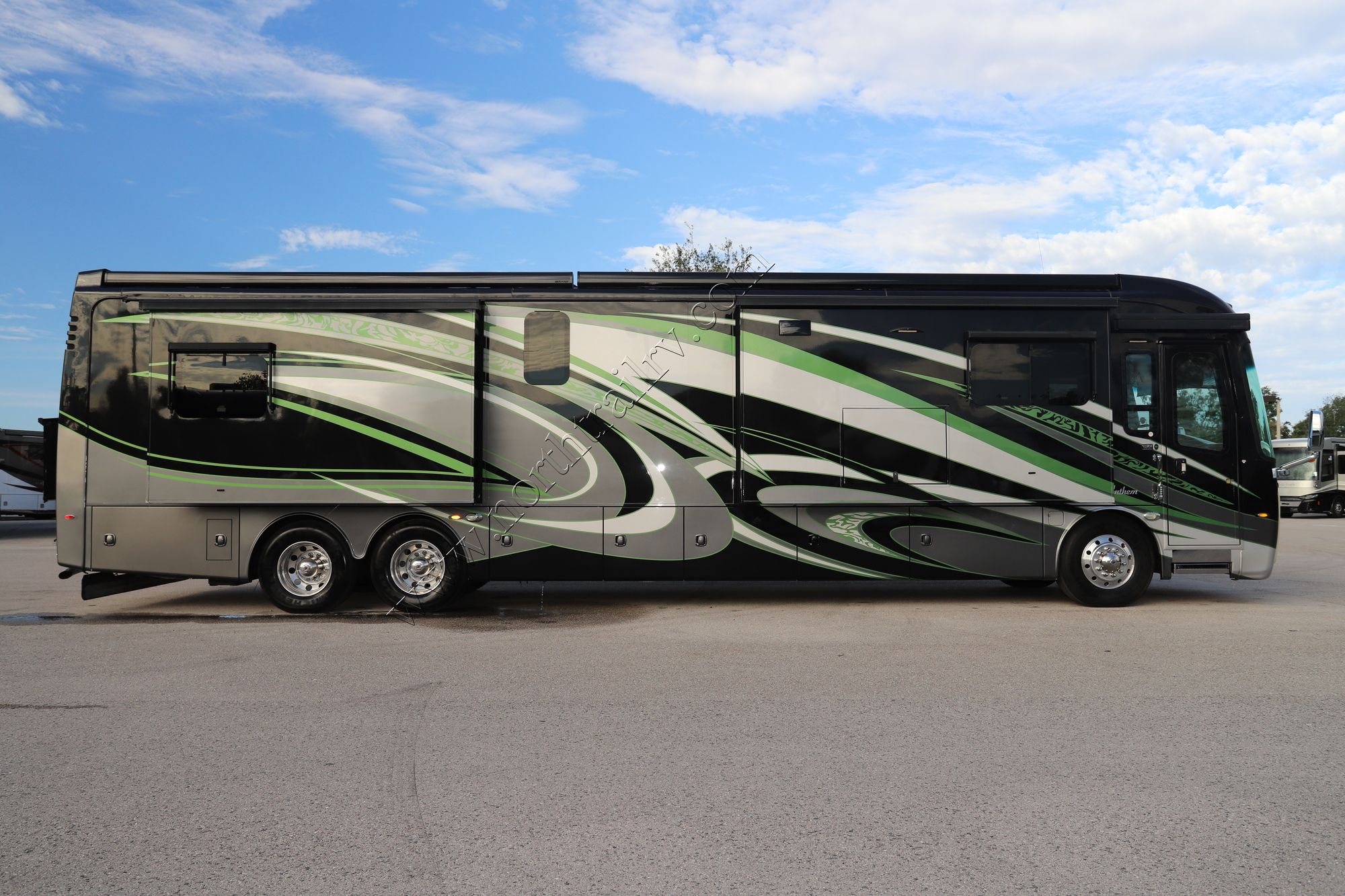 Used 2016 Entegra Anthem 44DLQ Class A  For Sale