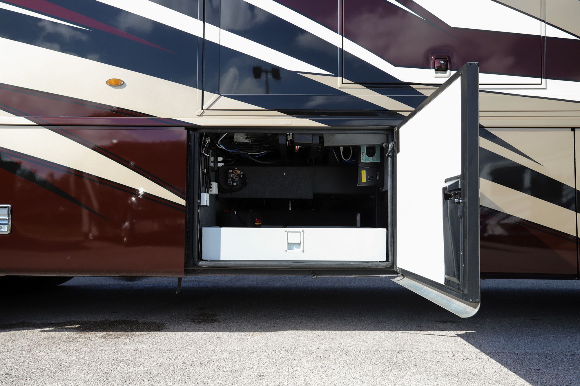 Used 2021 Newmar Ventana 4037 Class A  For Sale