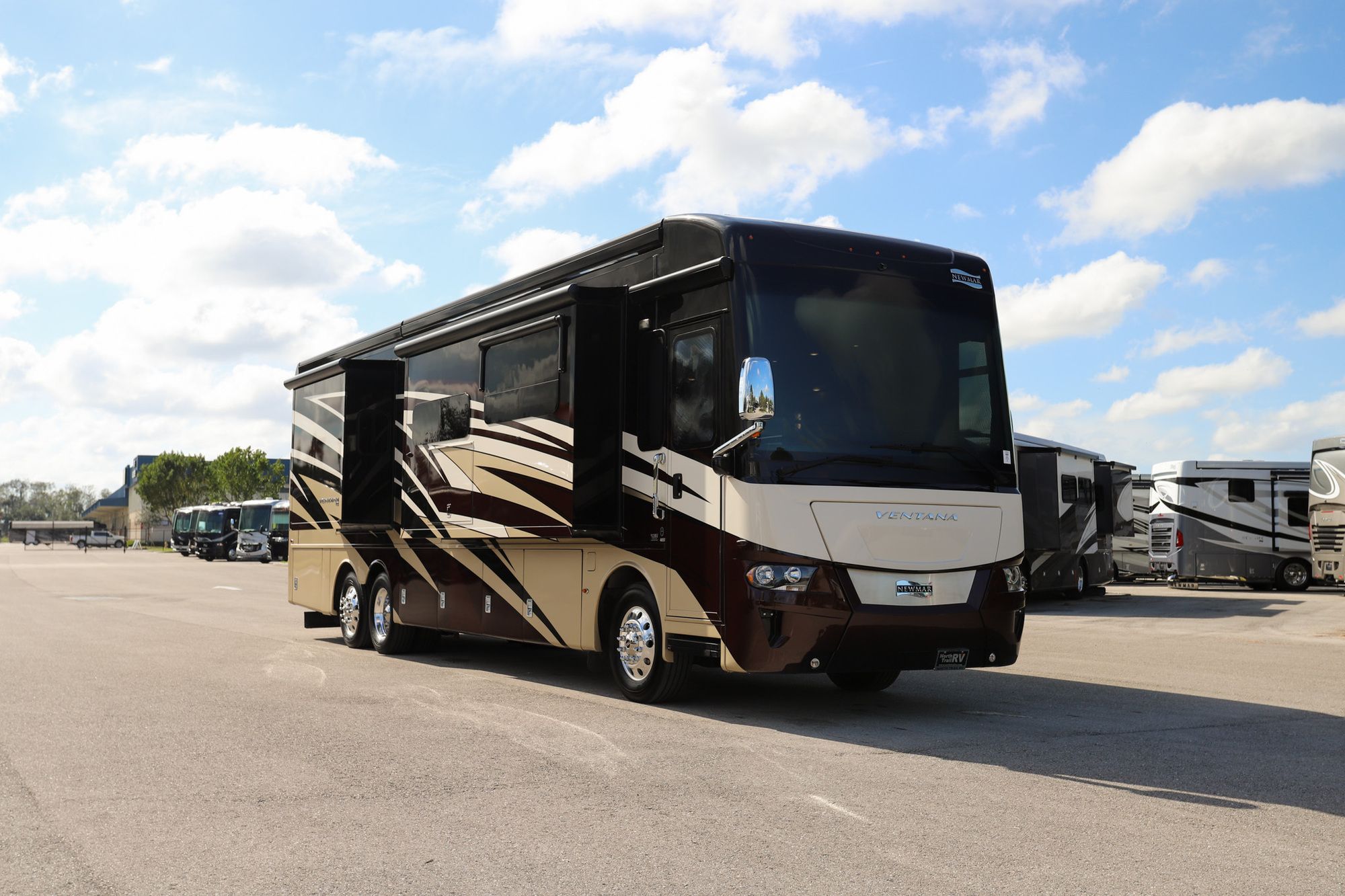 Used 2021 Newmar Ventana 4037 Class A  For Sale