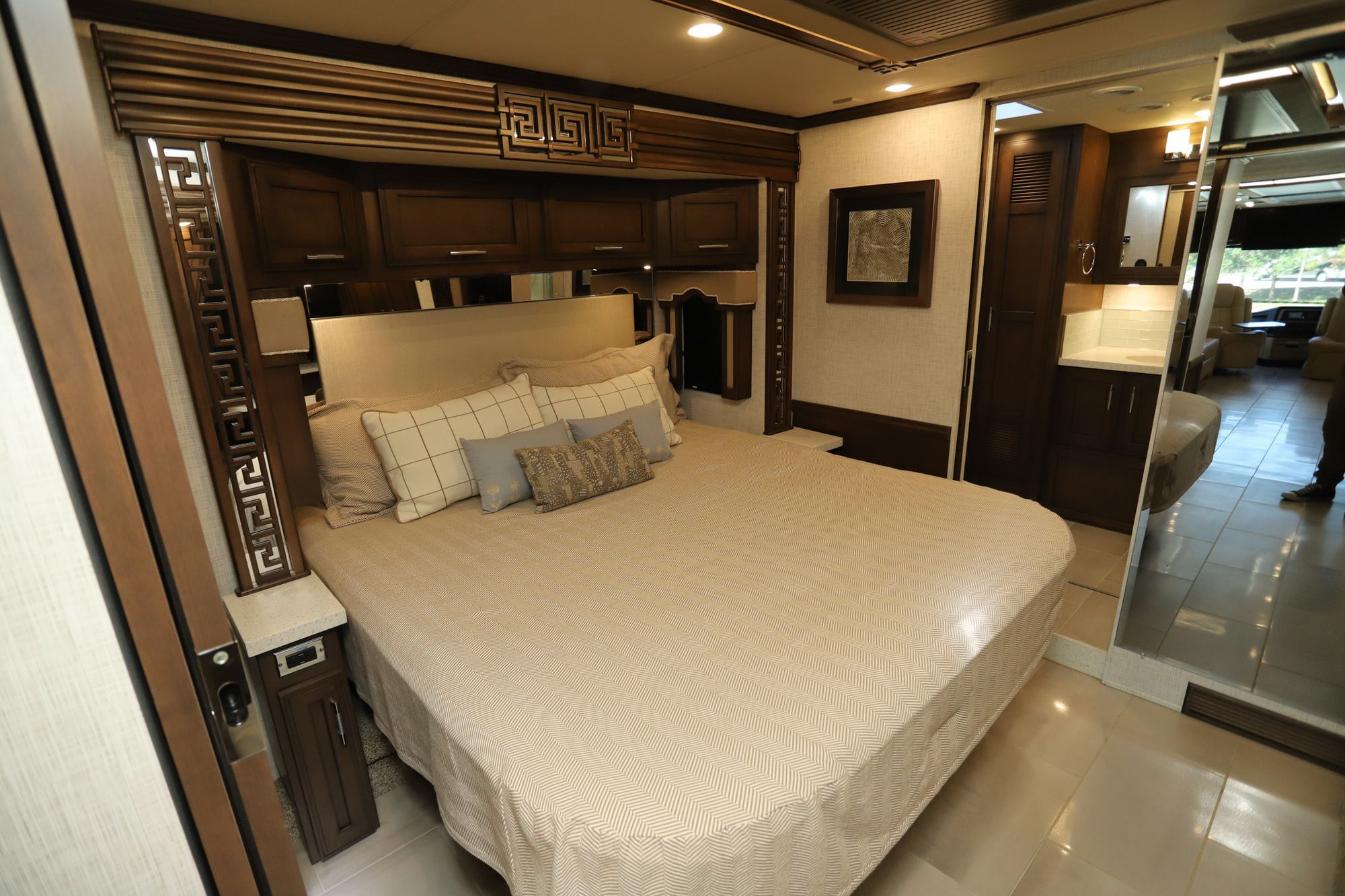Used 2021 Newmar Ventana 4037 Class A  For Sale