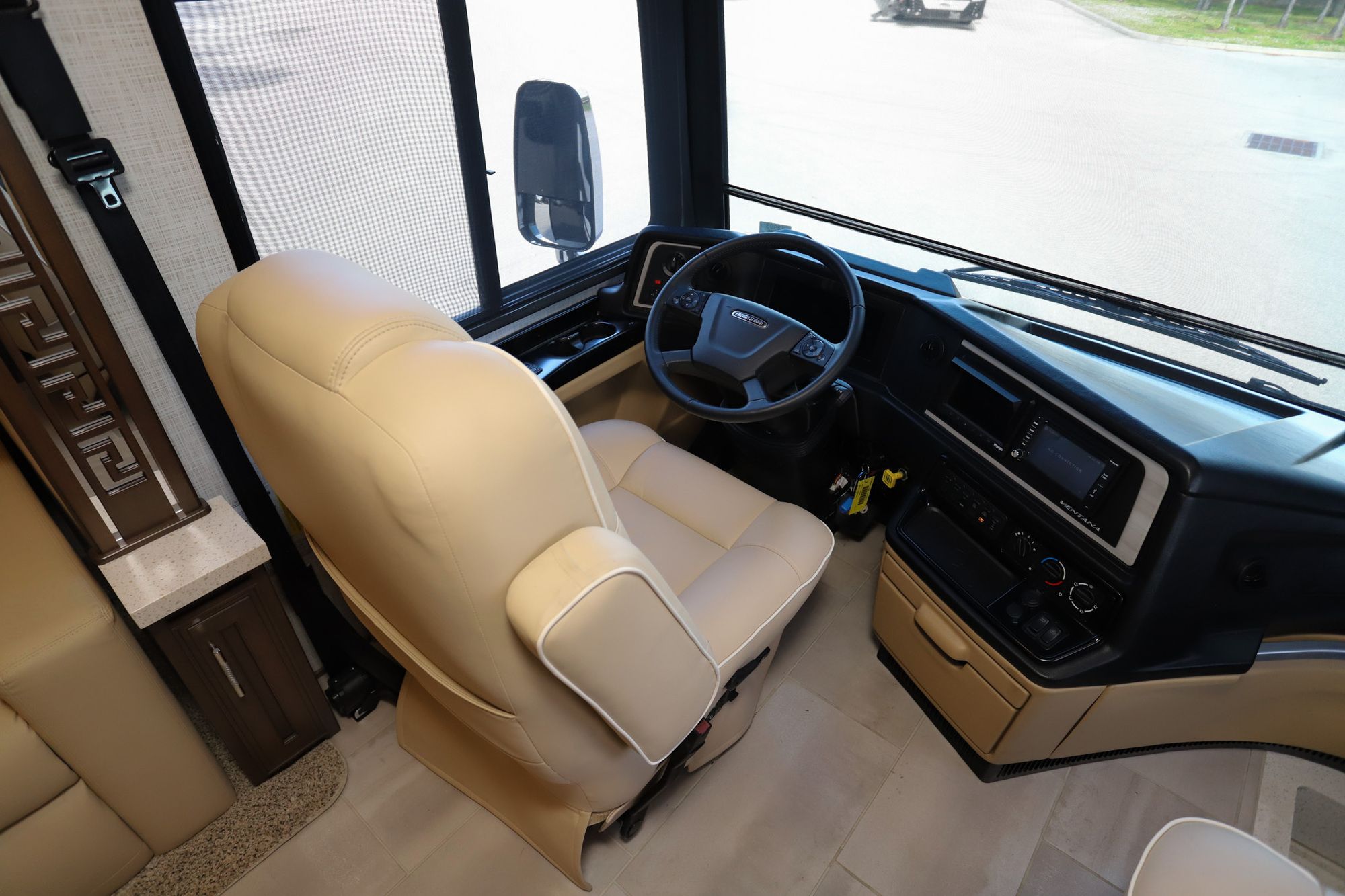 Used 2021 Newmar Ventana 4037 Class A  For Sale