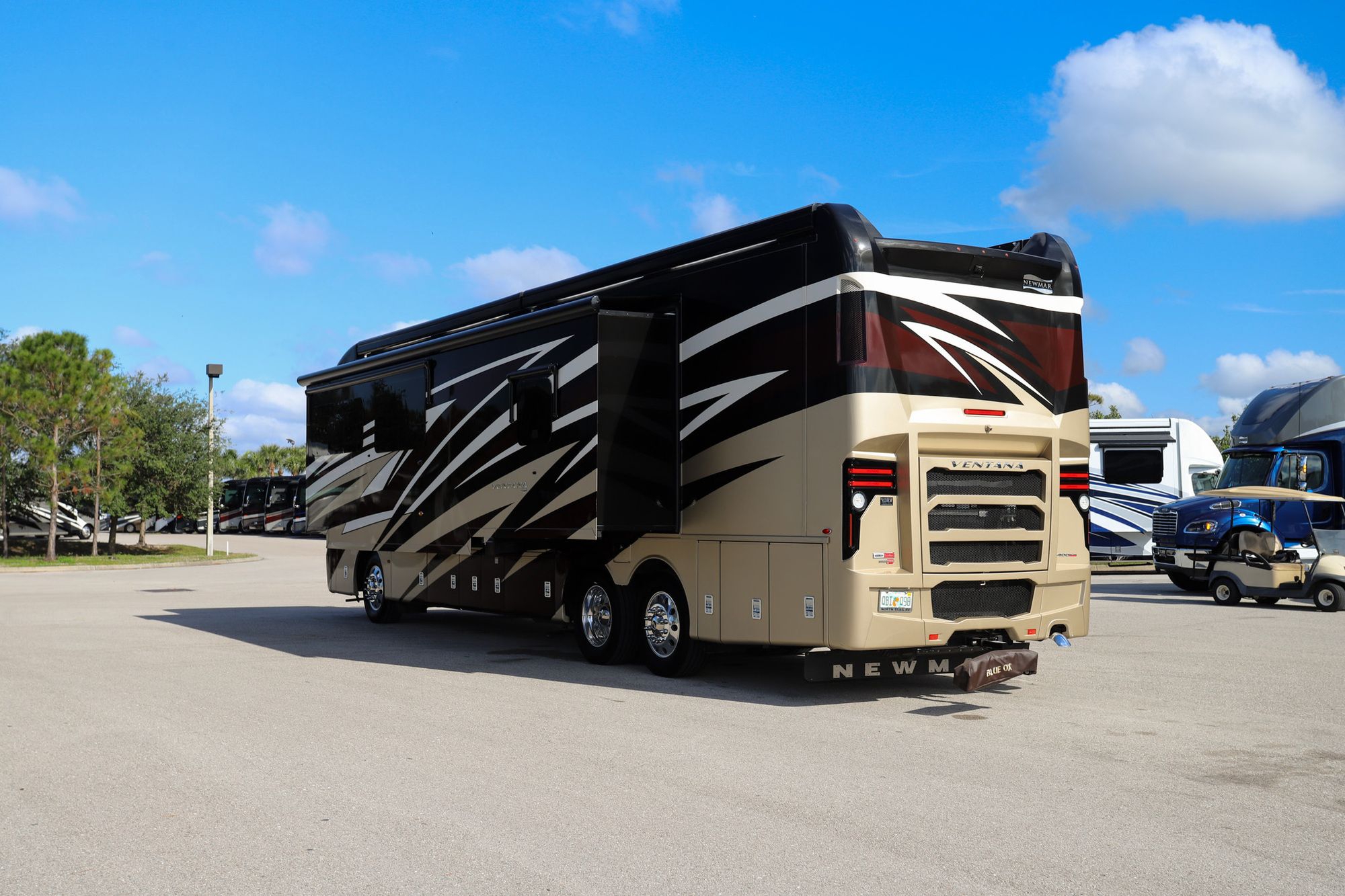 Used 2021 Newmar Ventana 4037 Class A  For Sale